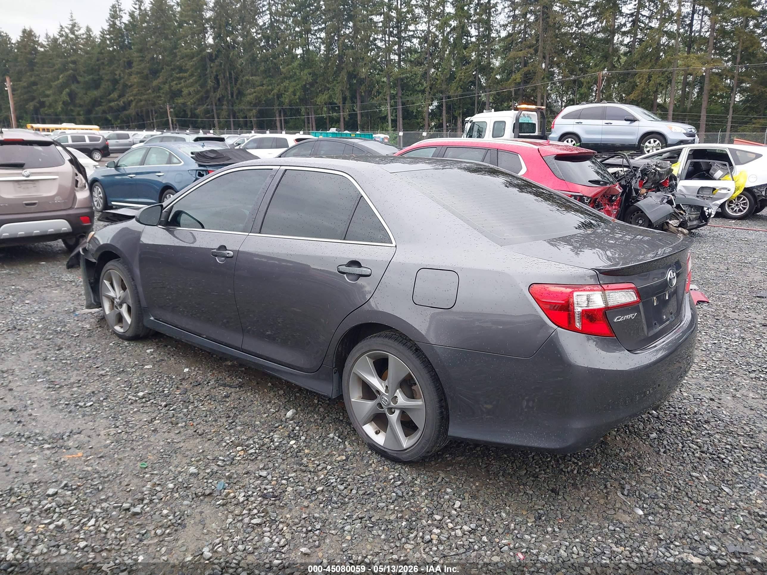 TOYOTA CAMRY image 3