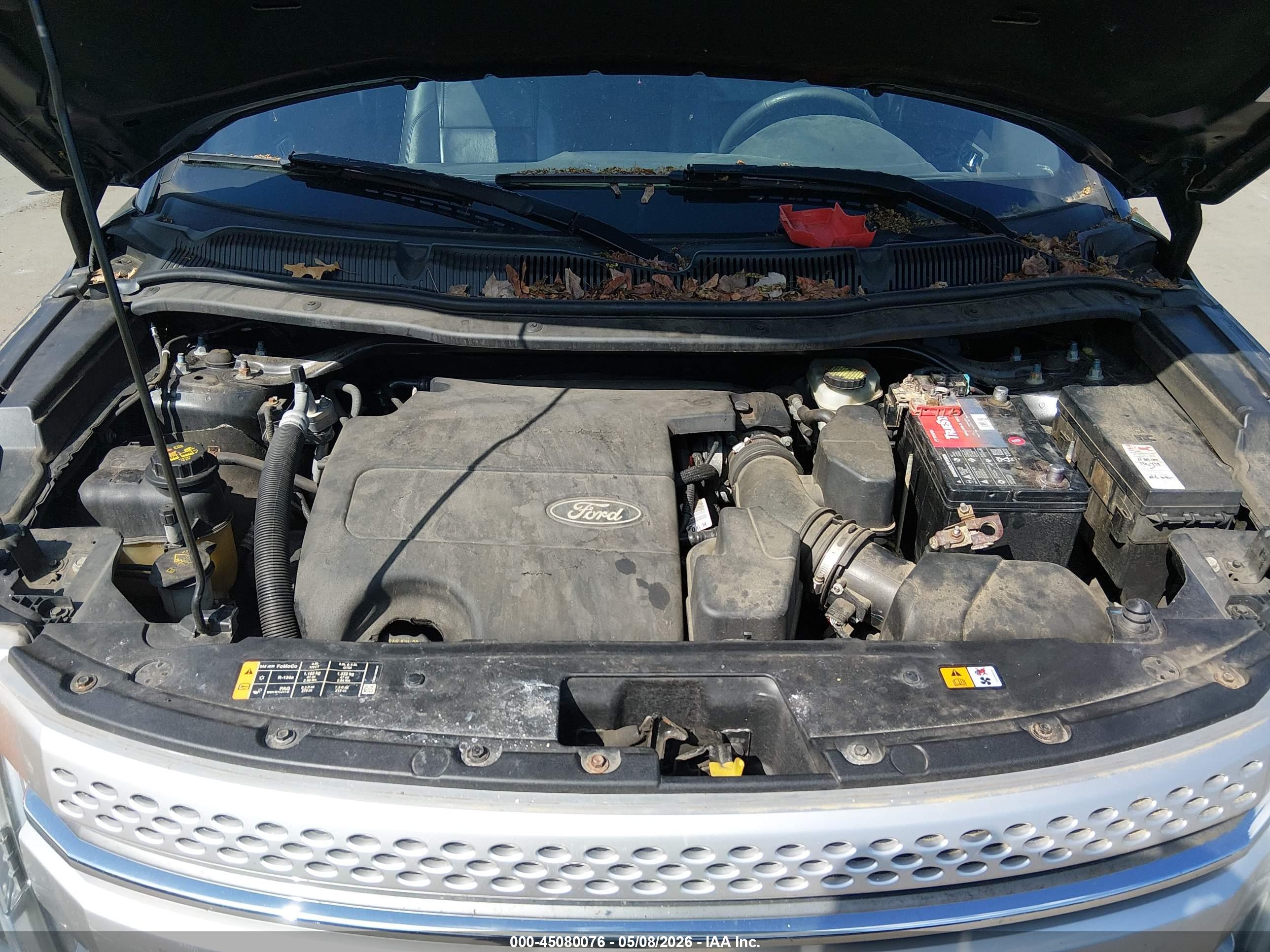 FORD EXPLORER image 10
