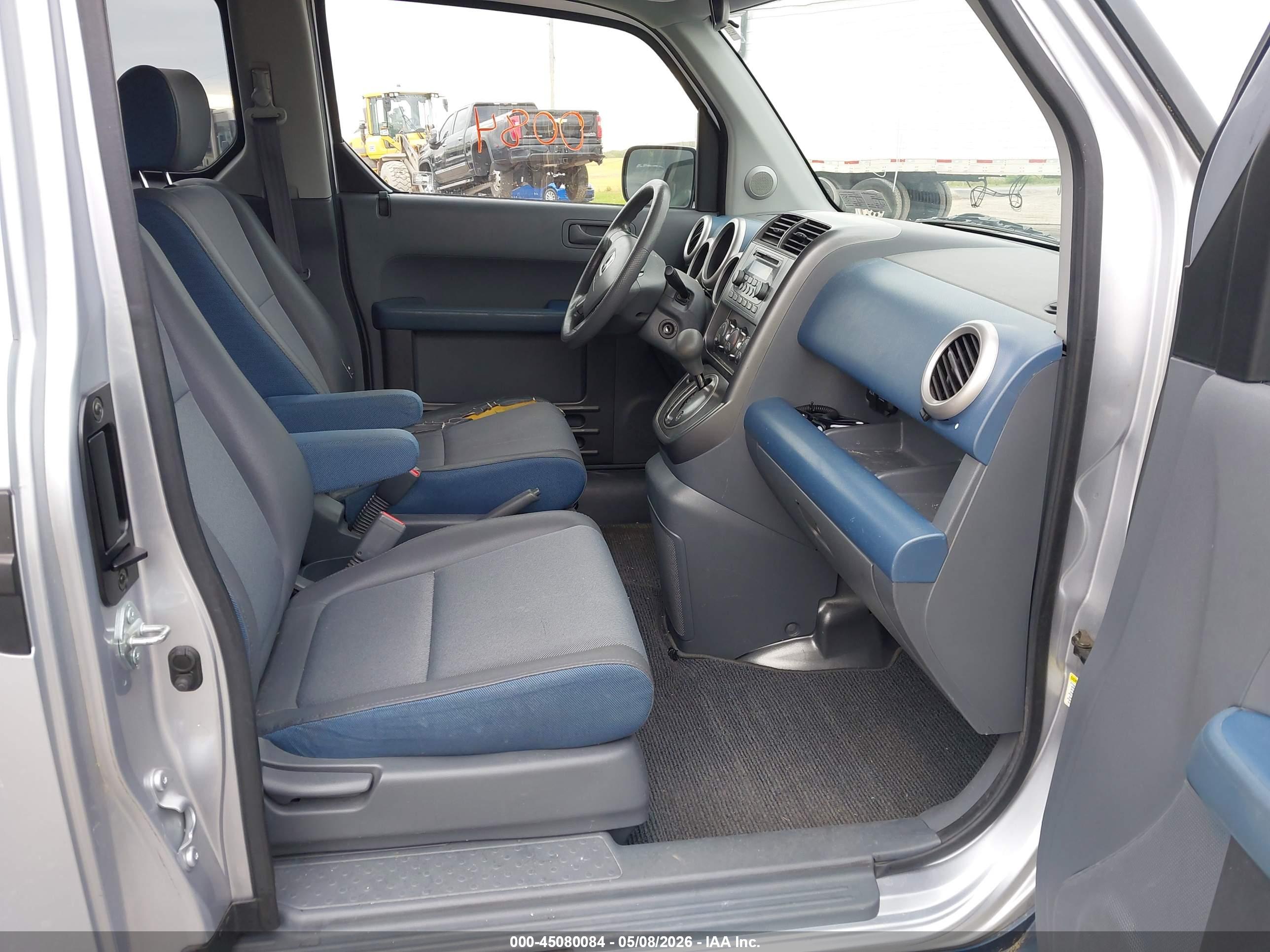 HONDA ELEMENT image 5