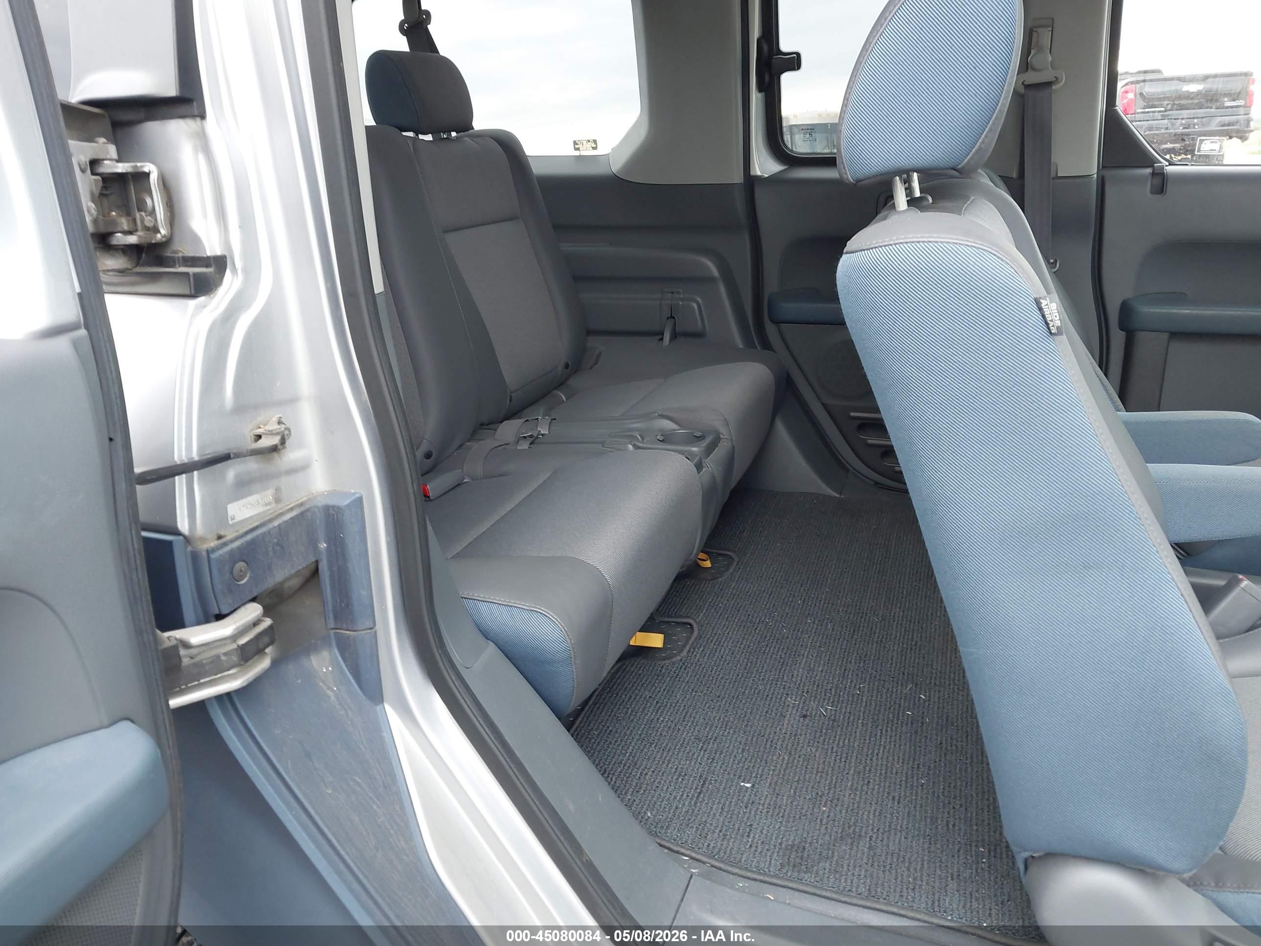 HONDA ELEMENT image 8