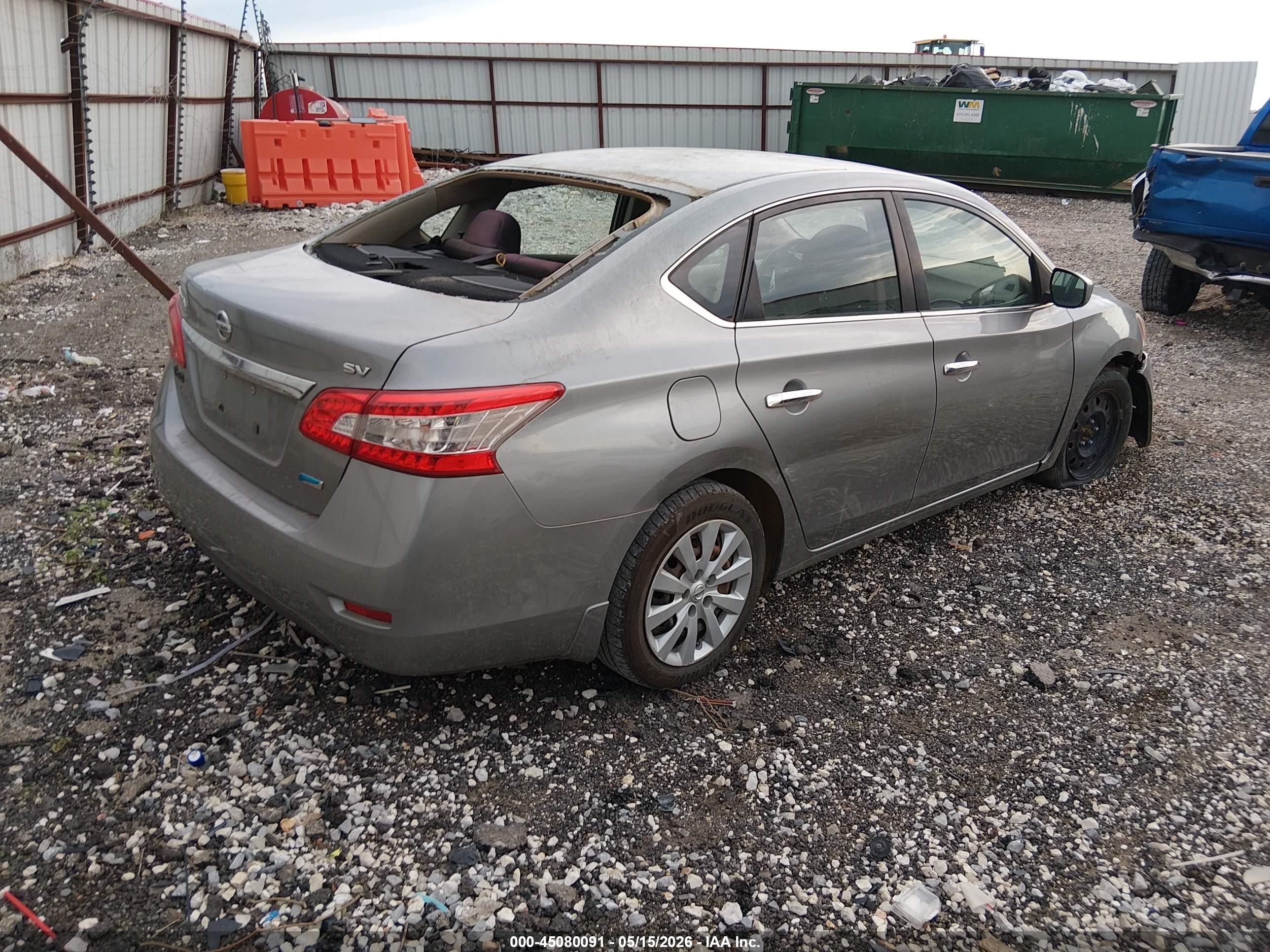 NISSAN SENTRA image 4