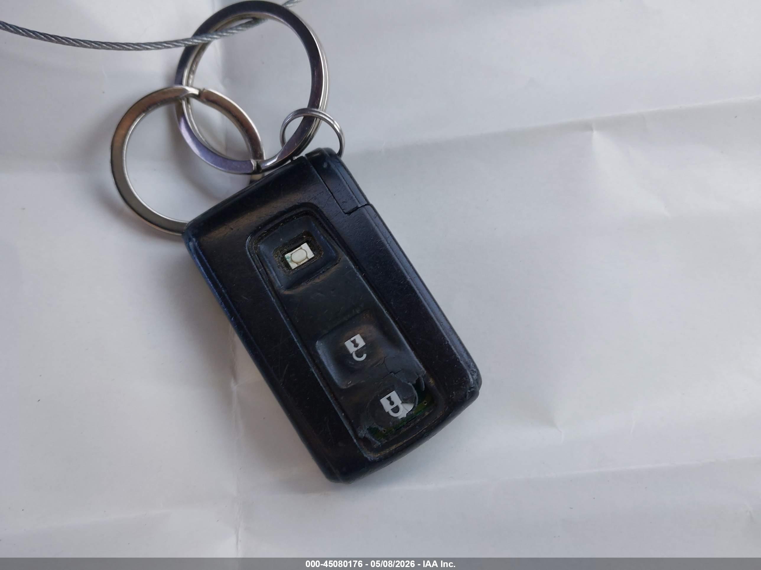 TOYOTA PRIUS image 11