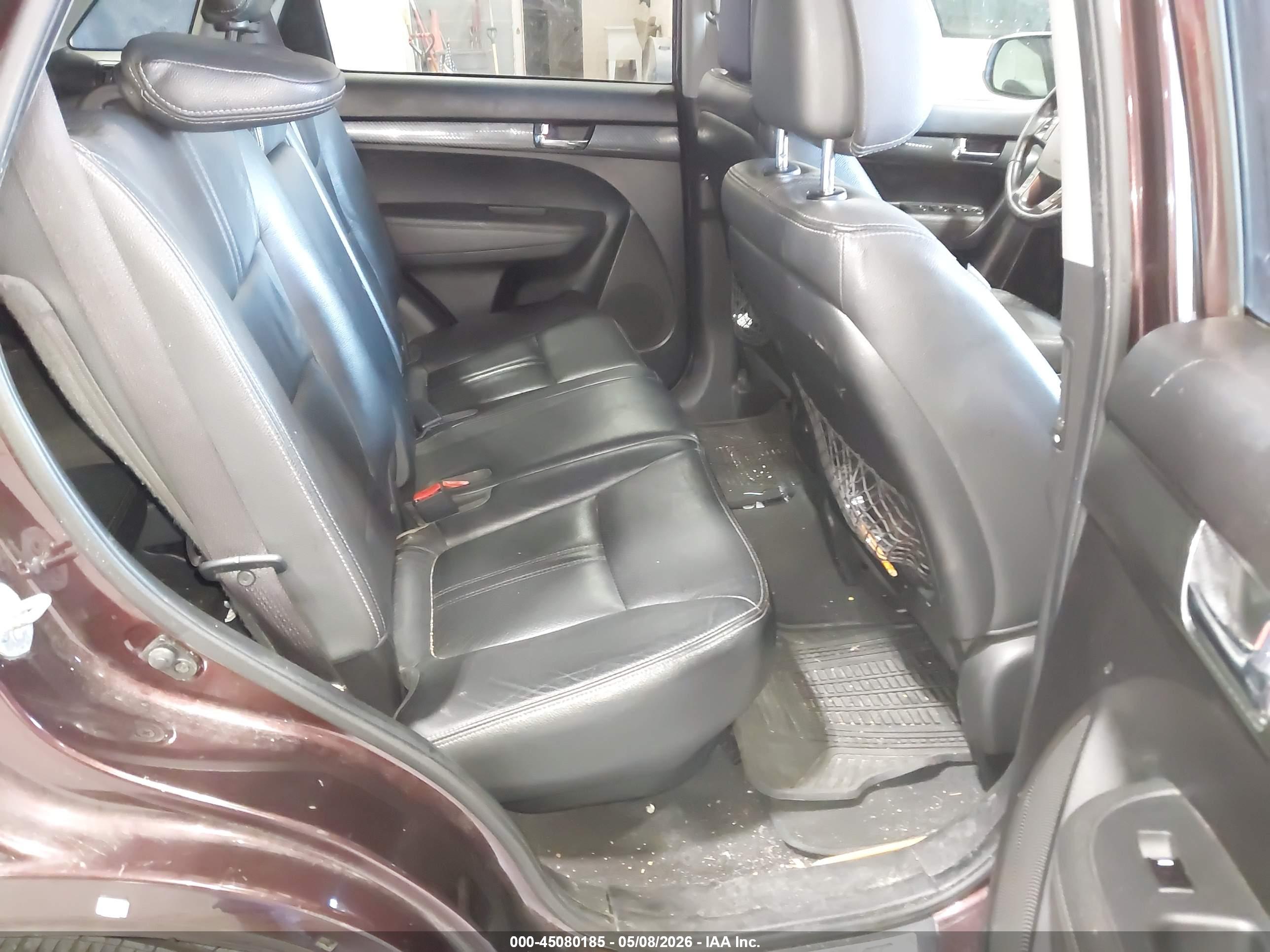 KIA SORENTO image 8