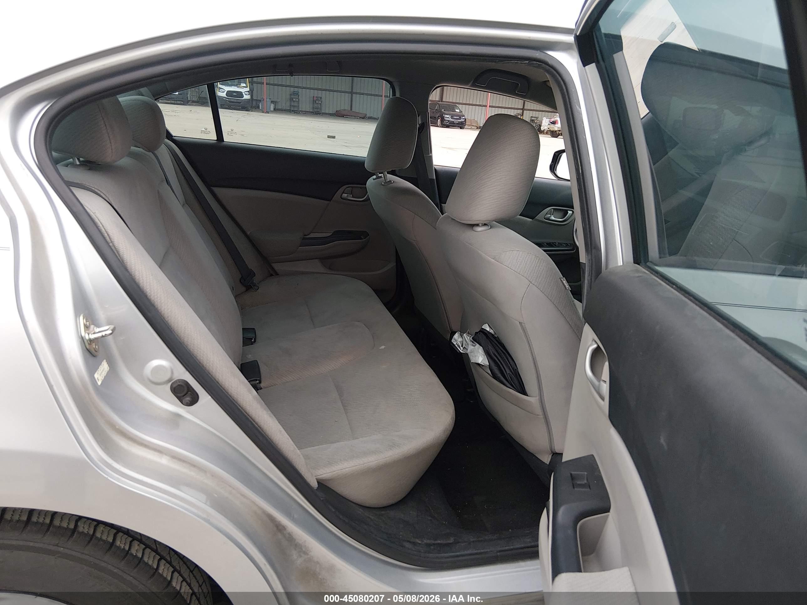 HONDA CIVIC image 8