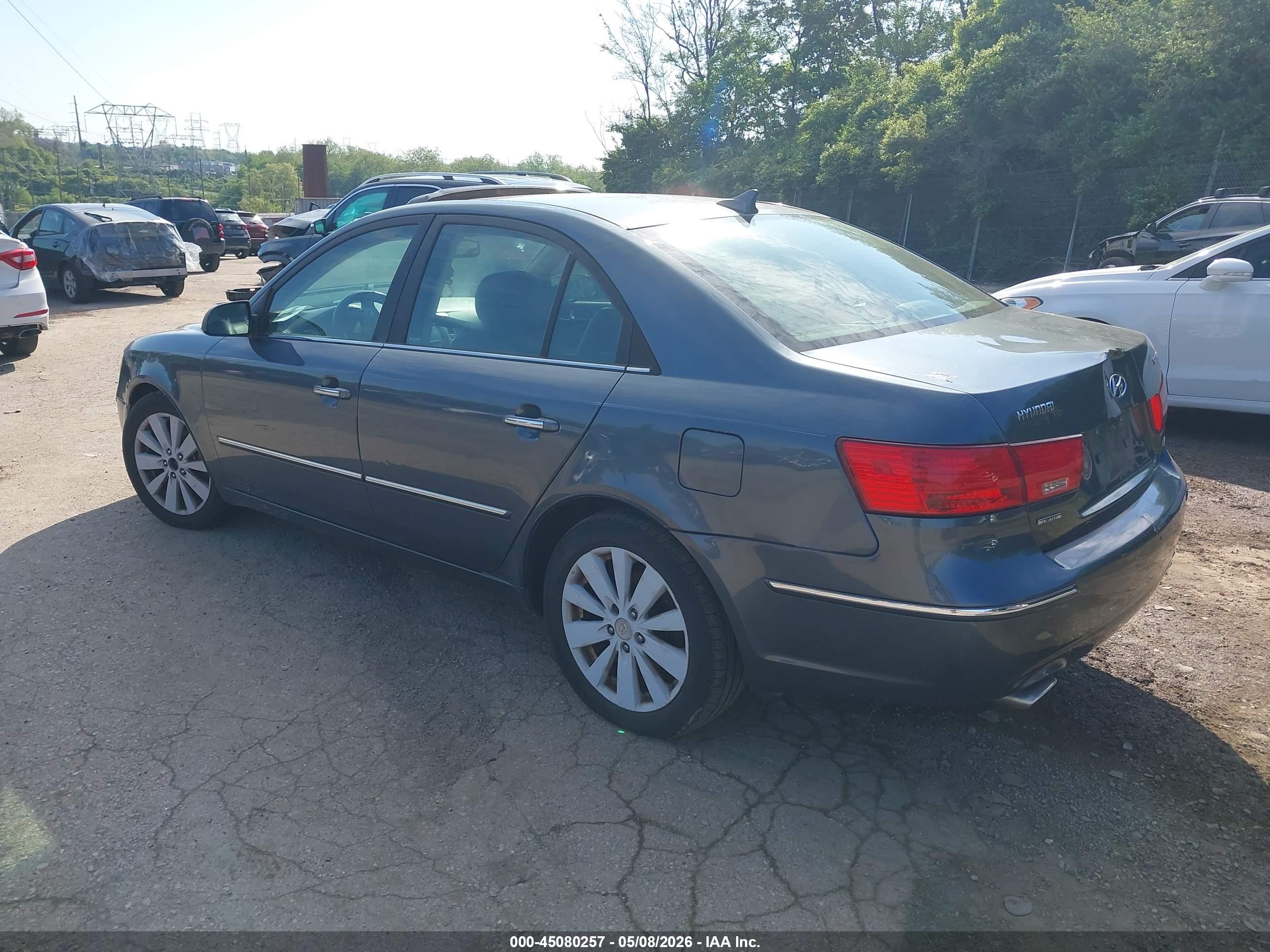 HYUNDAI SONATA image 3