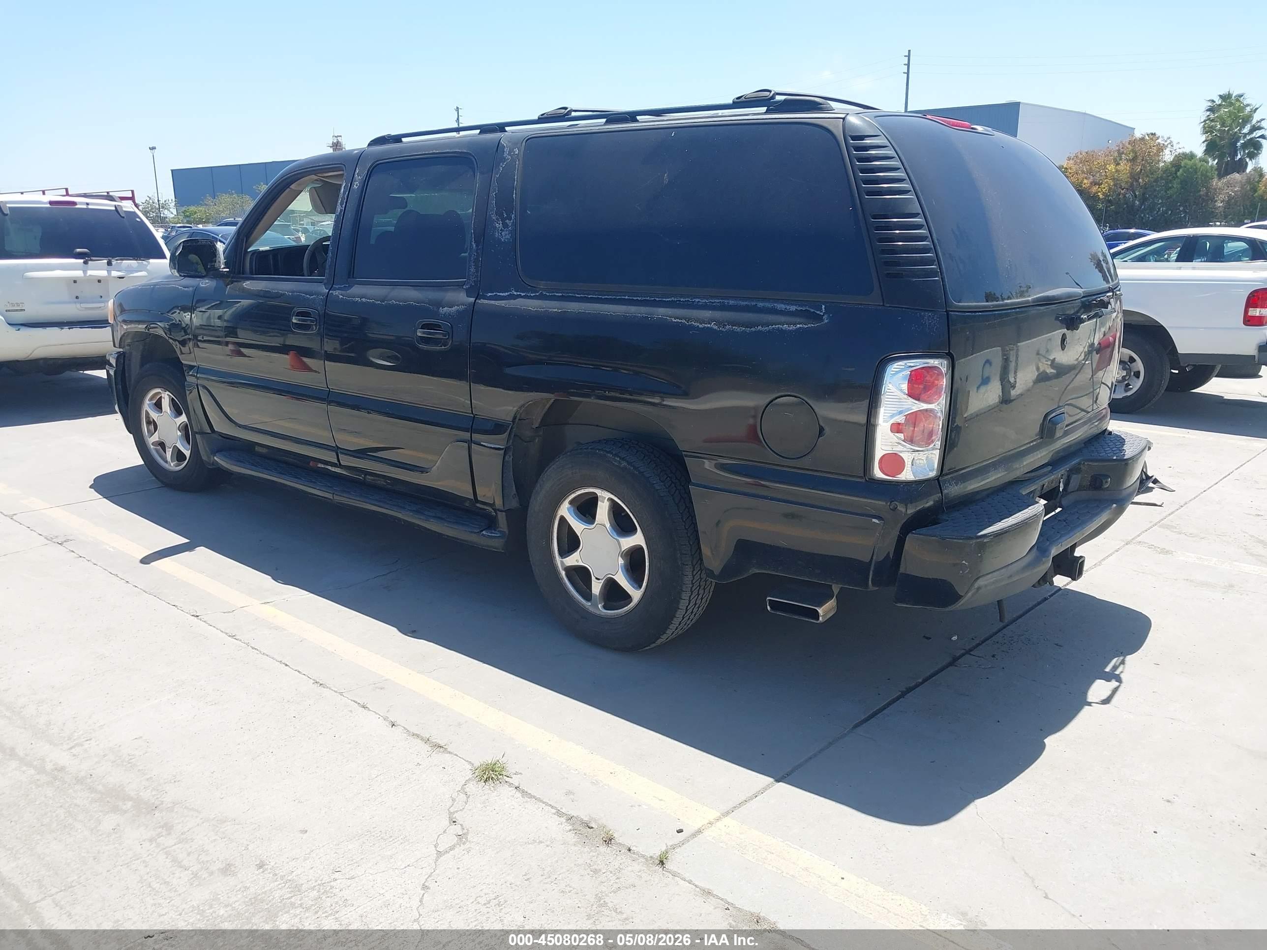 GMC YUKON image 3