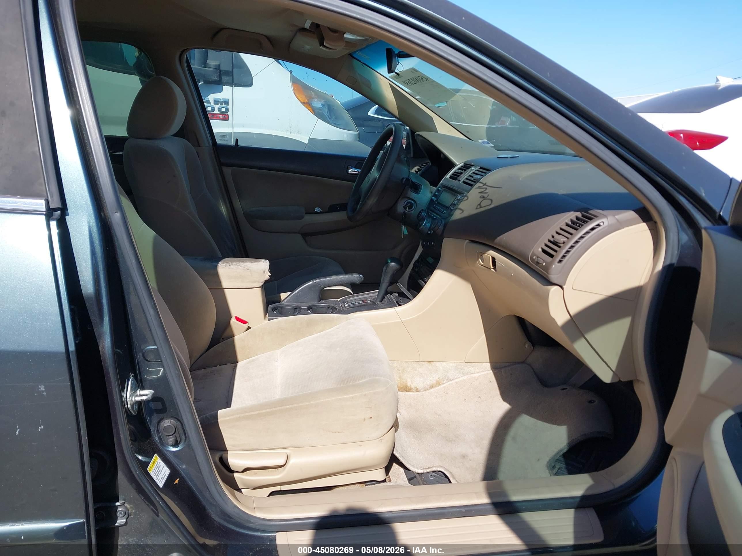 HONDA ACCORD image 5