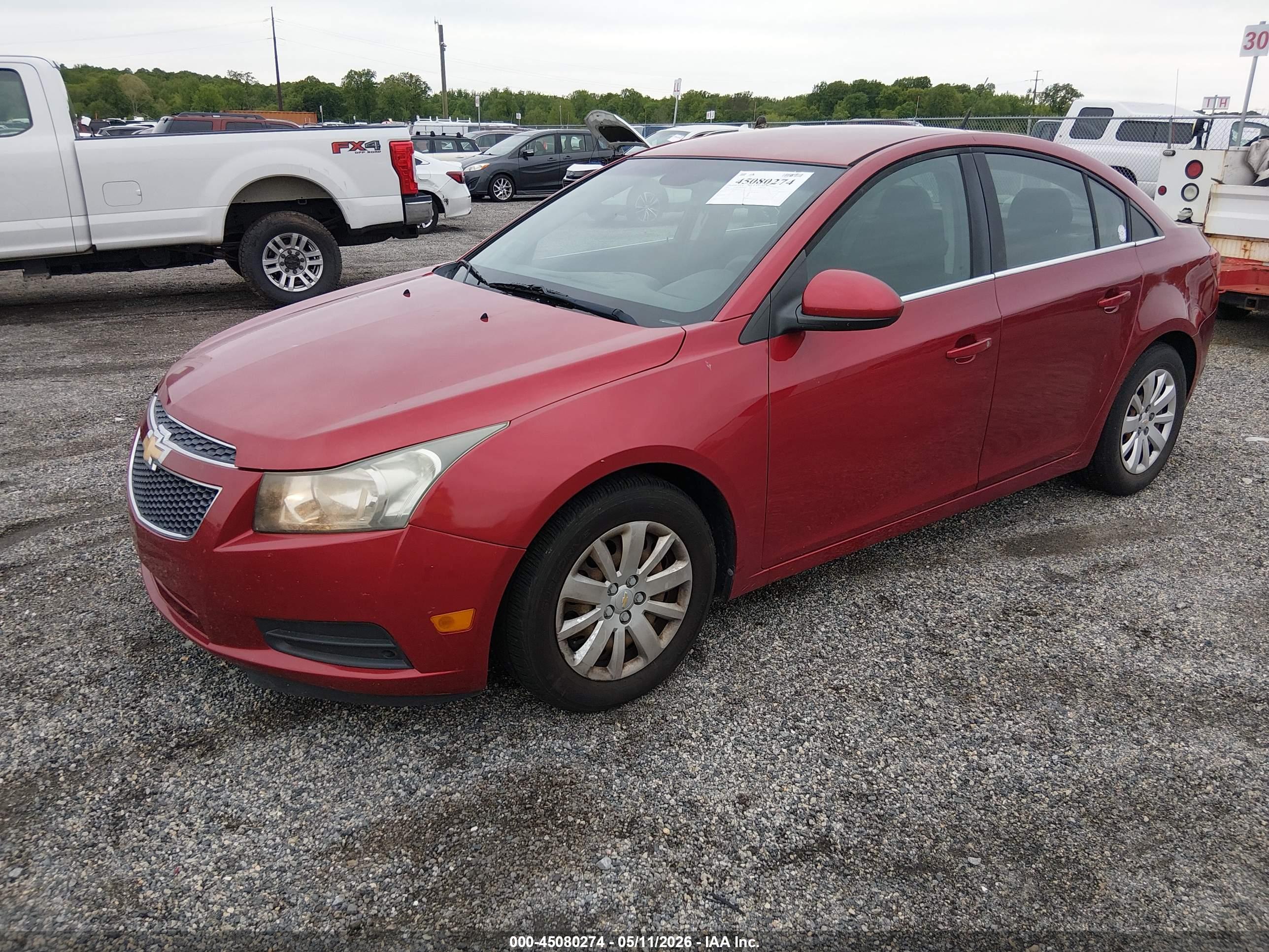 CHEVROLET CRUZE image 2