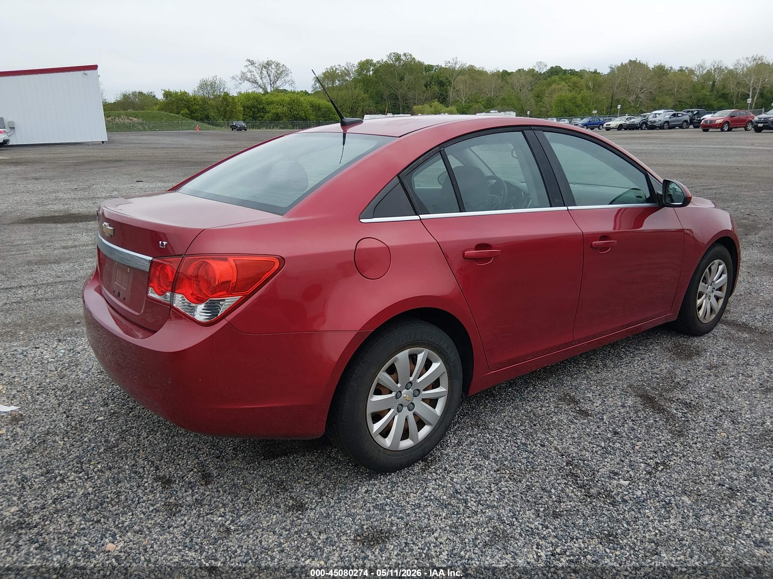 CHEVROLET CRUZE image 4