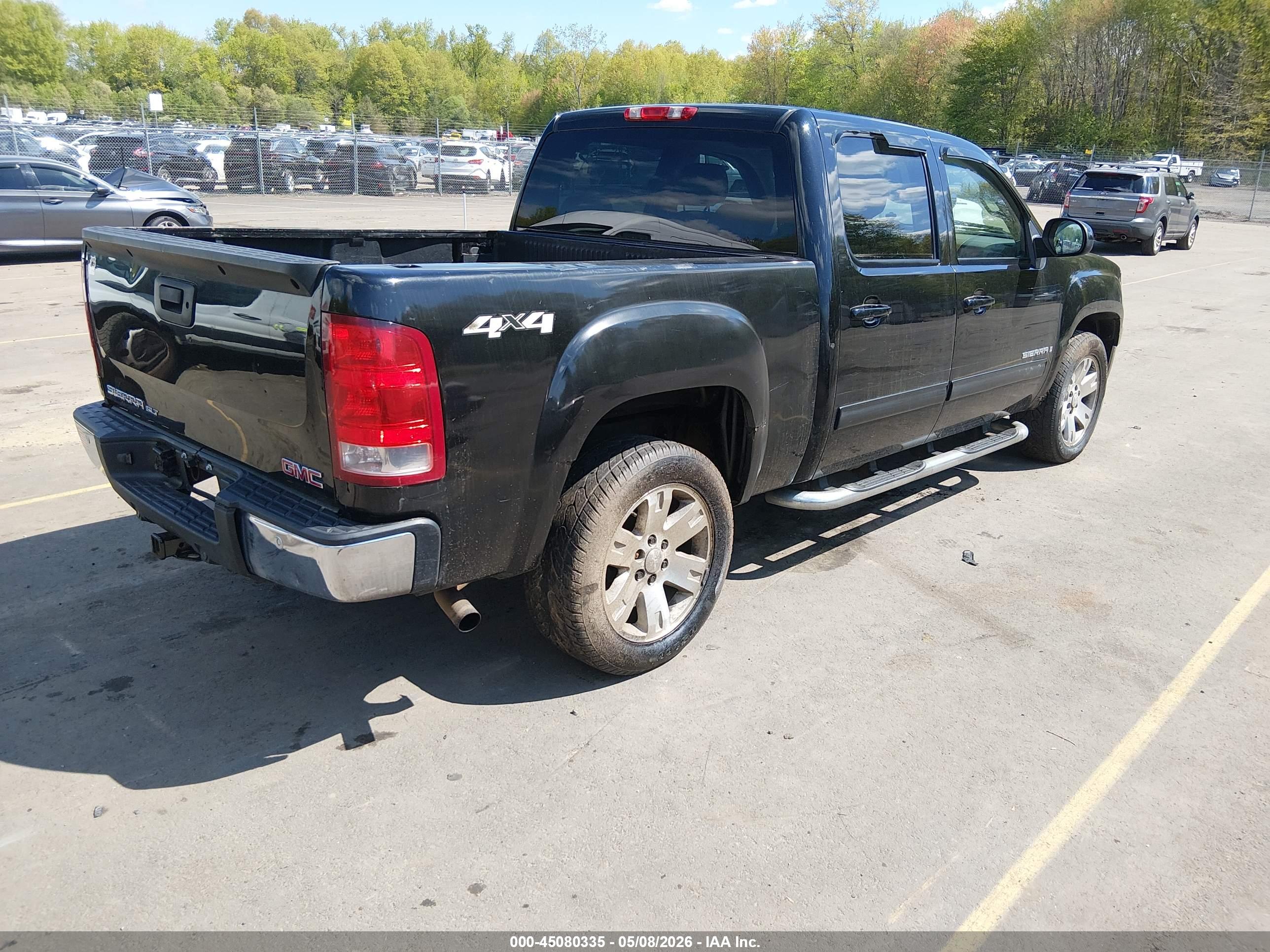 GMC SIERRA image 4