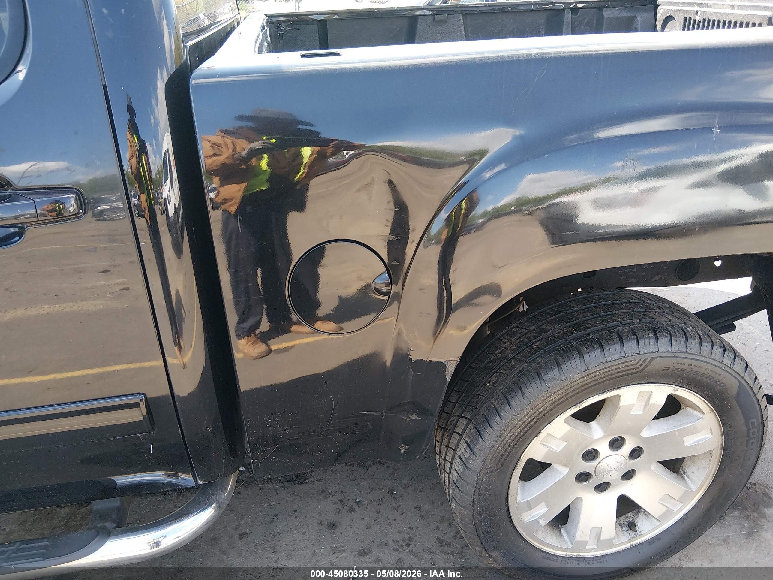 GMC SIERRA image 6