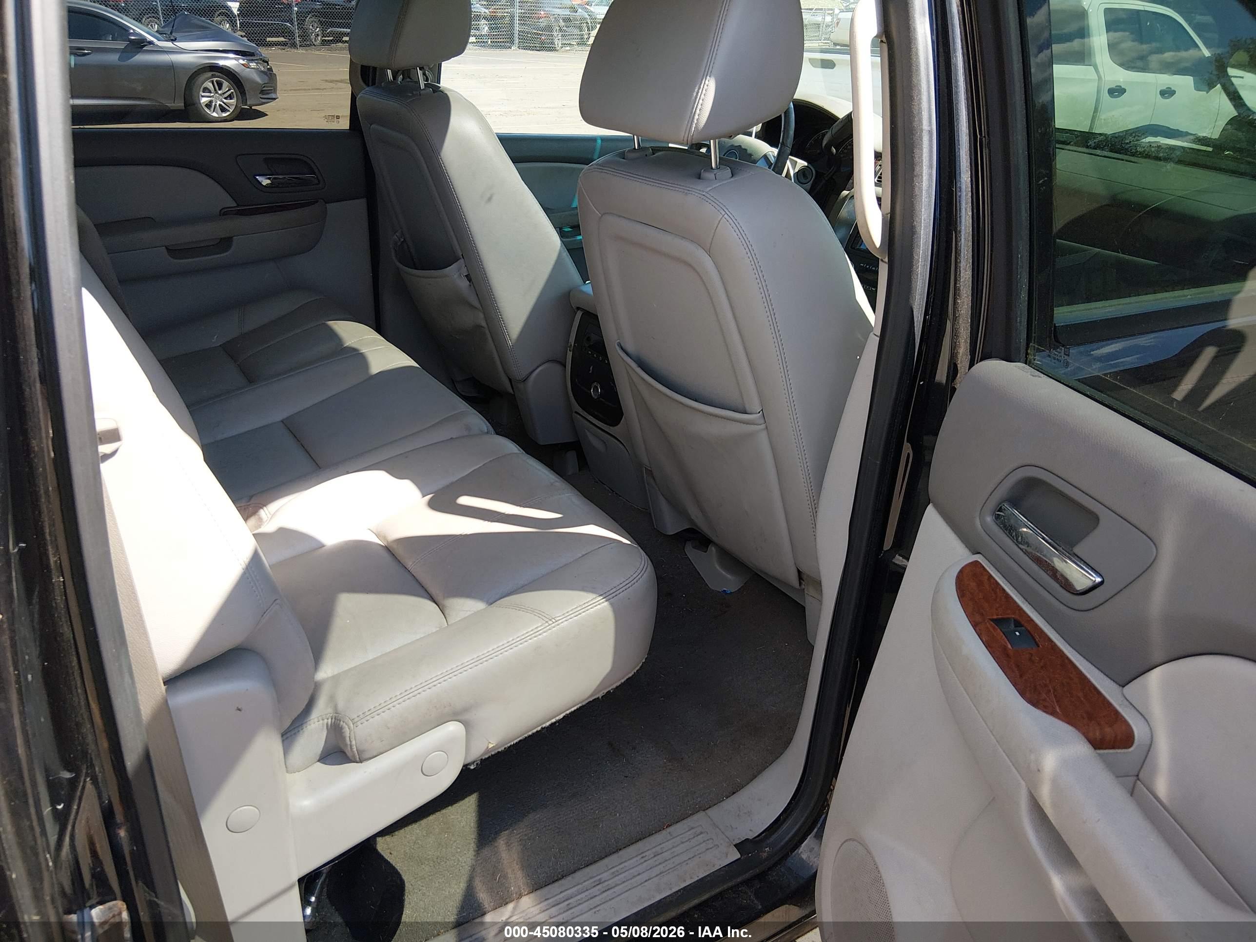 GMC SIERRA image 8