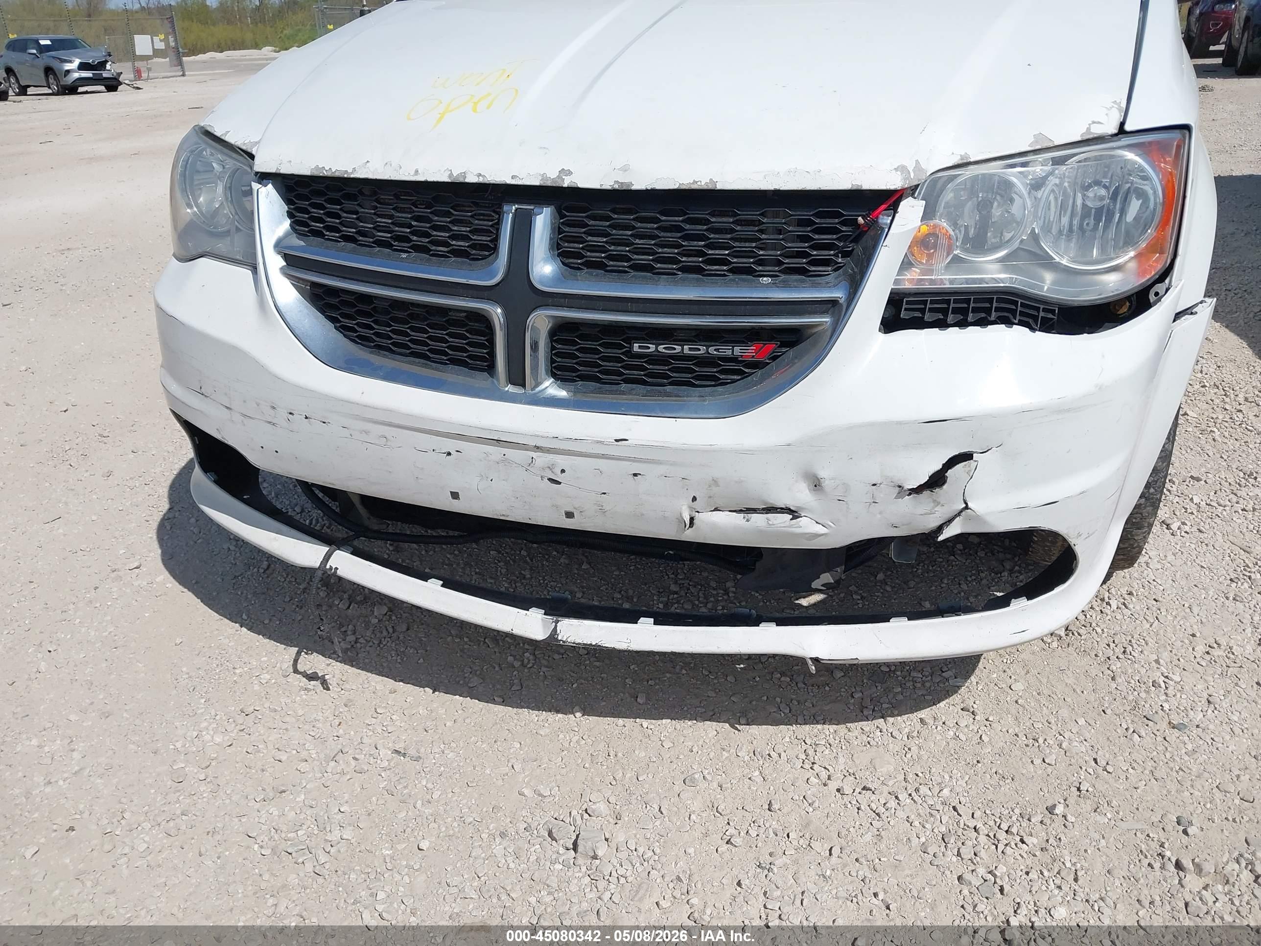 DODGE GRAND image 6