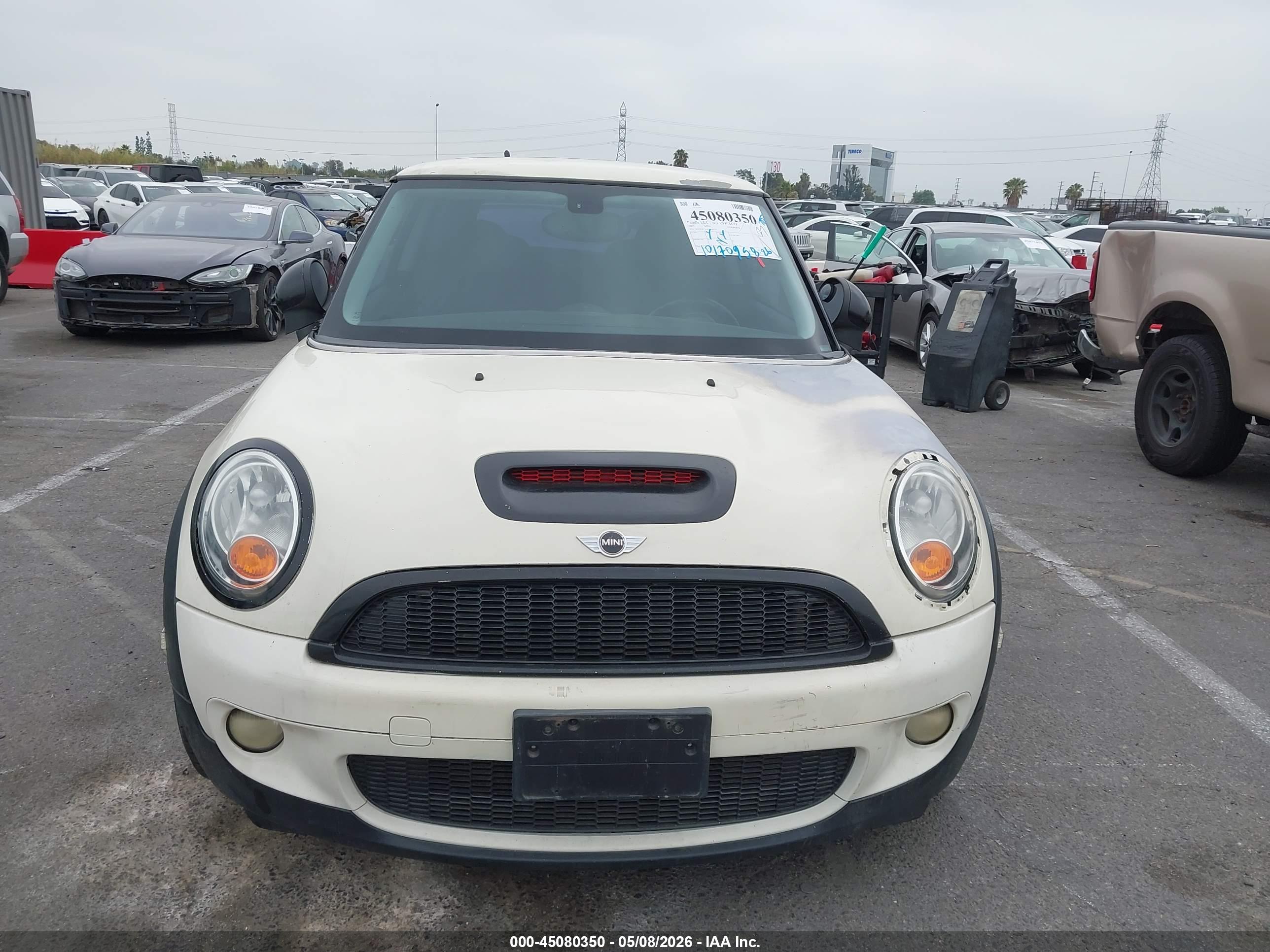 MINI COOPER image 6