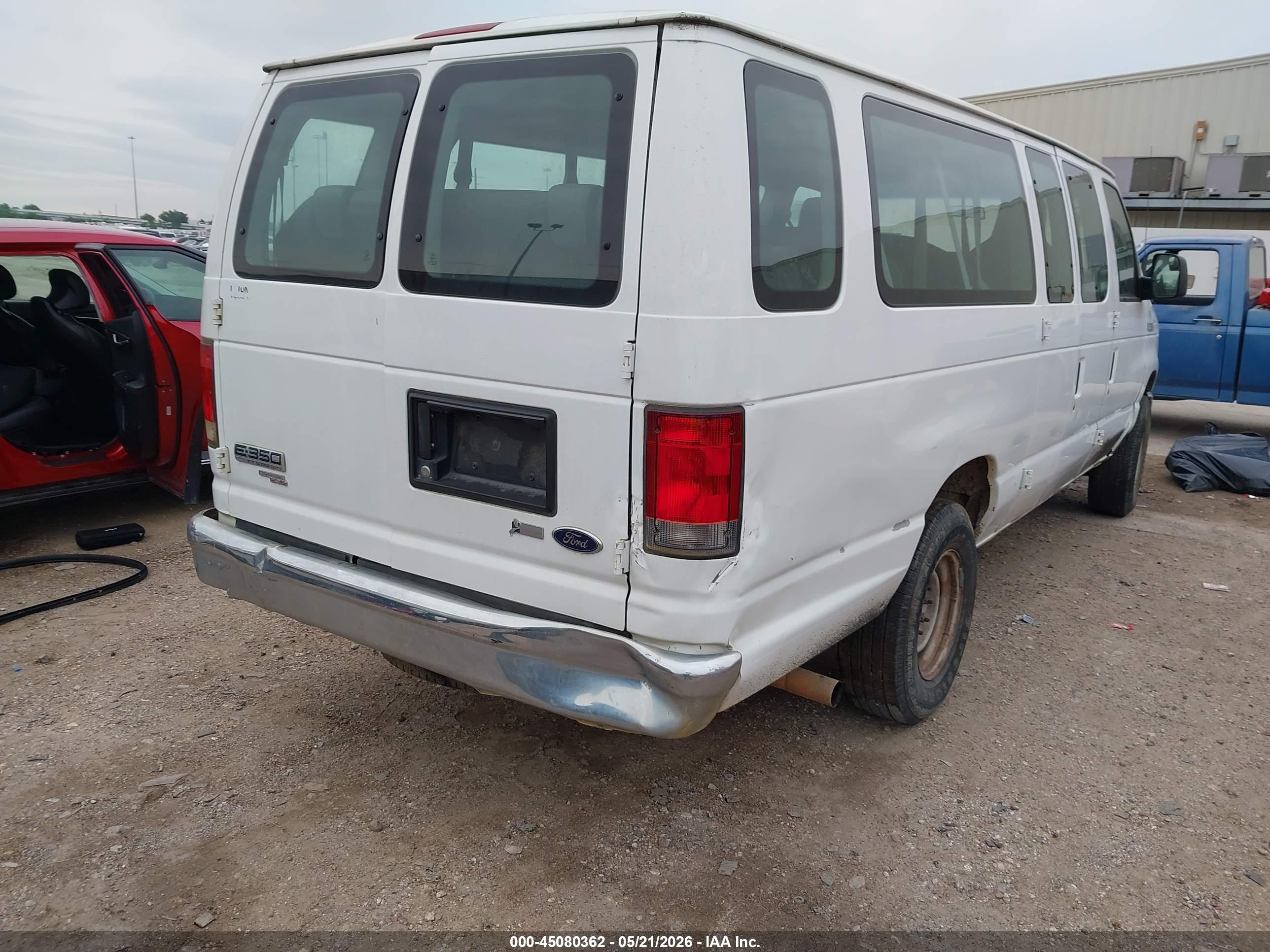 FORD E-350 image 4