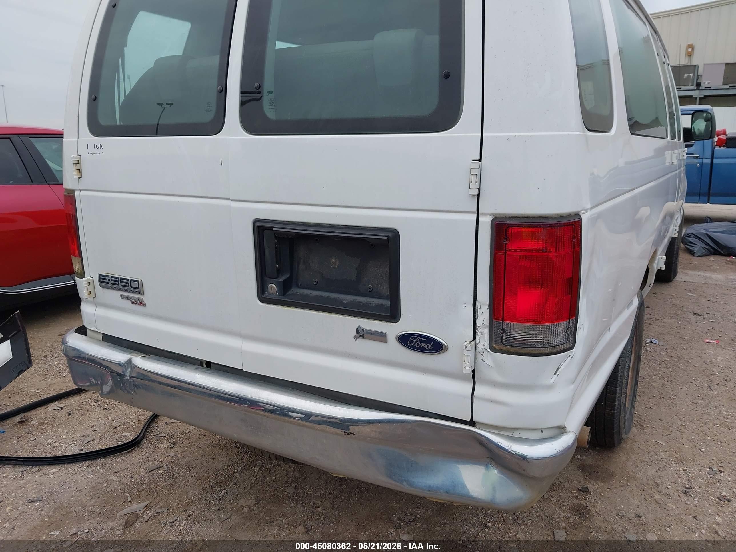 FORD E-350 image 6