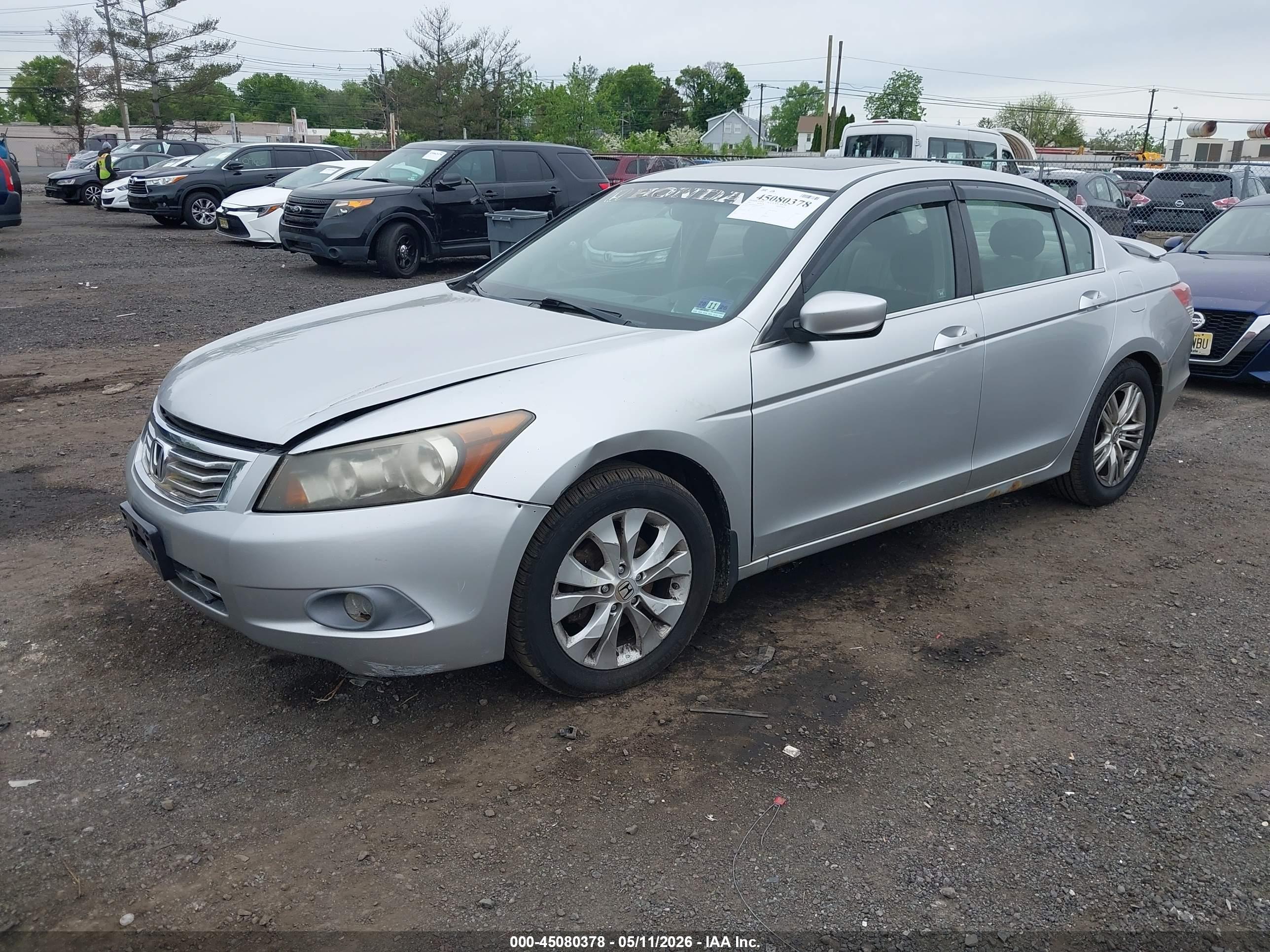 HONDA ACCORD image 2