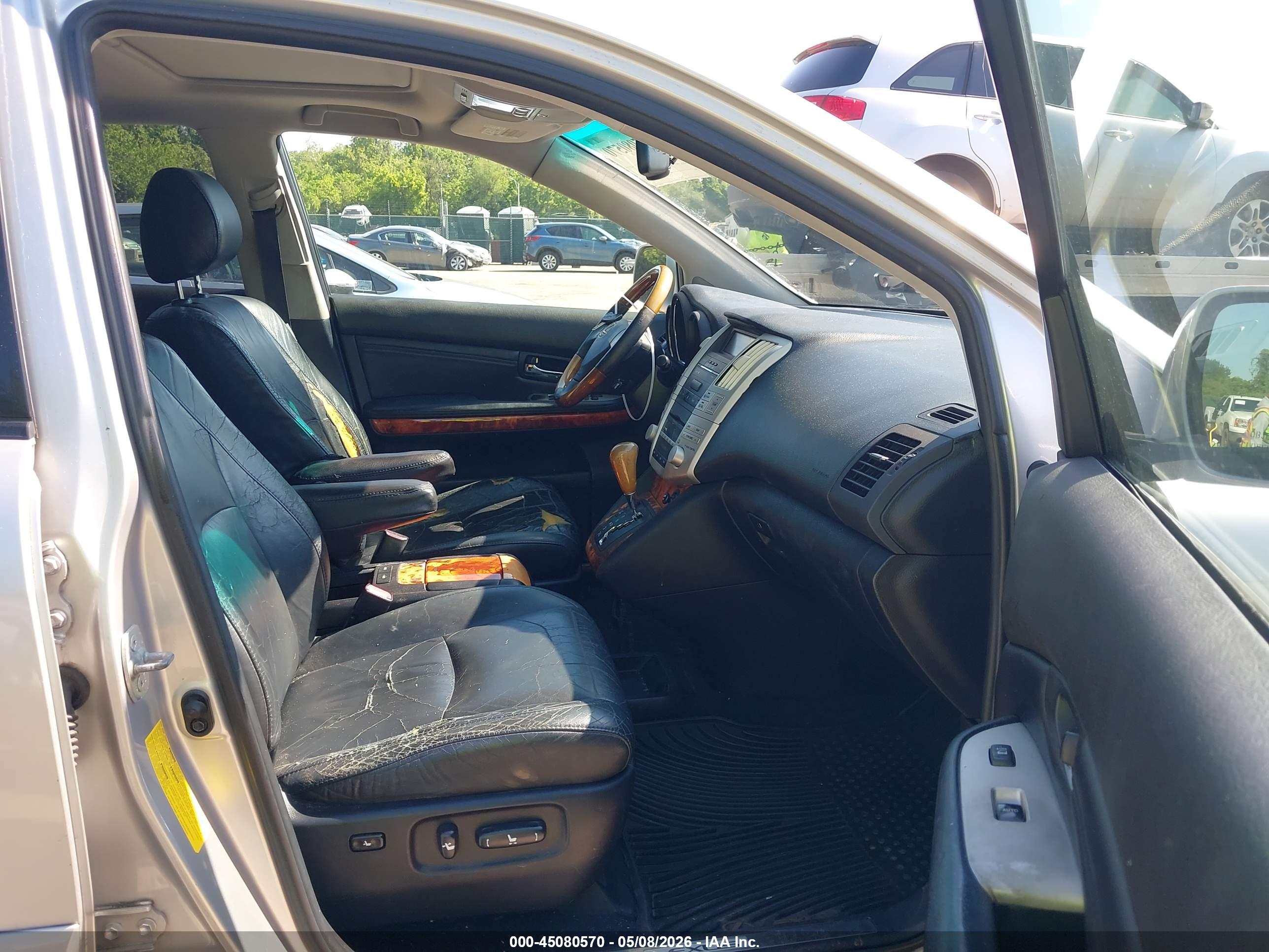 LEXUS RX image 5