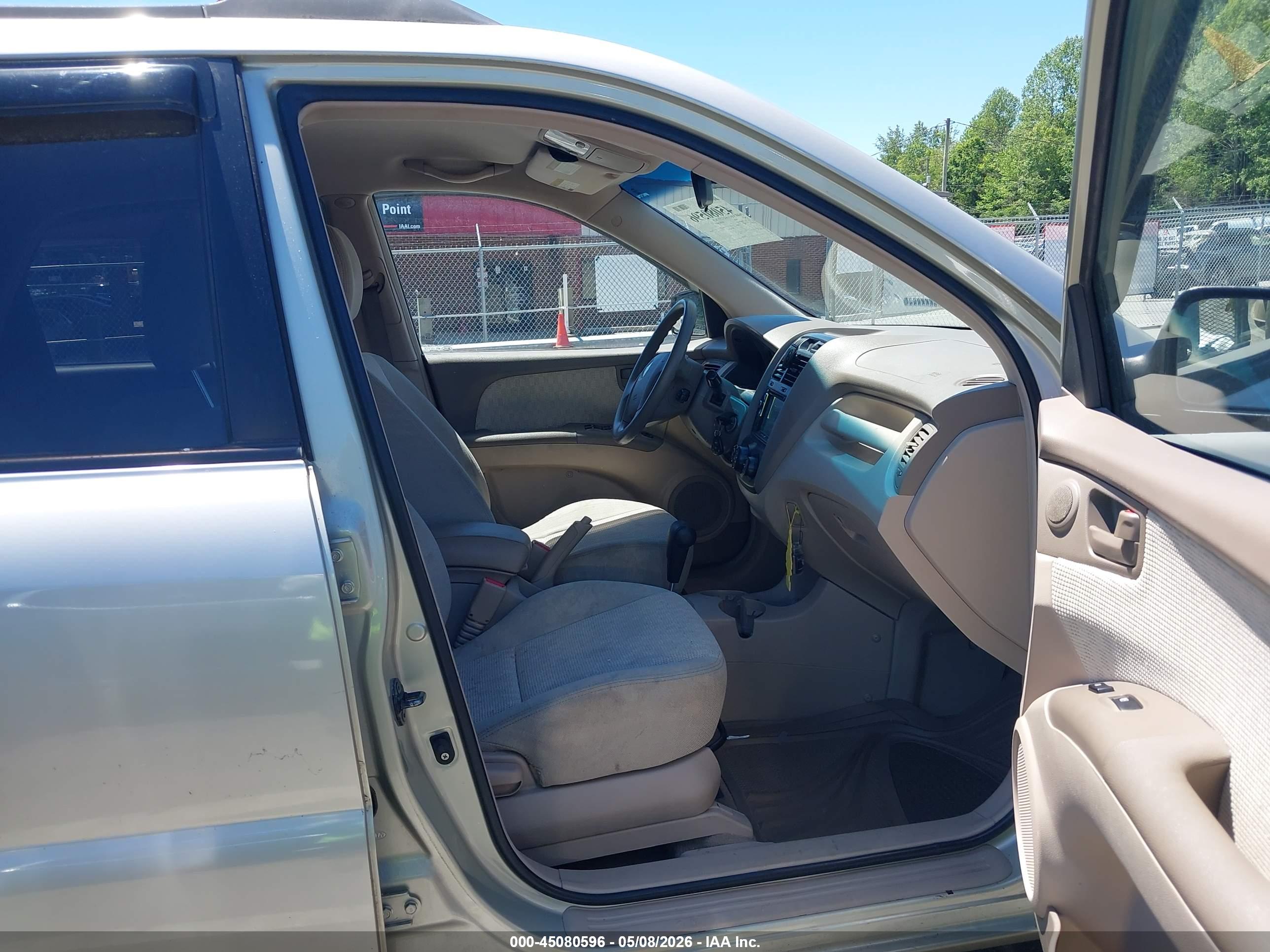 KIA SPORTAGE image 5