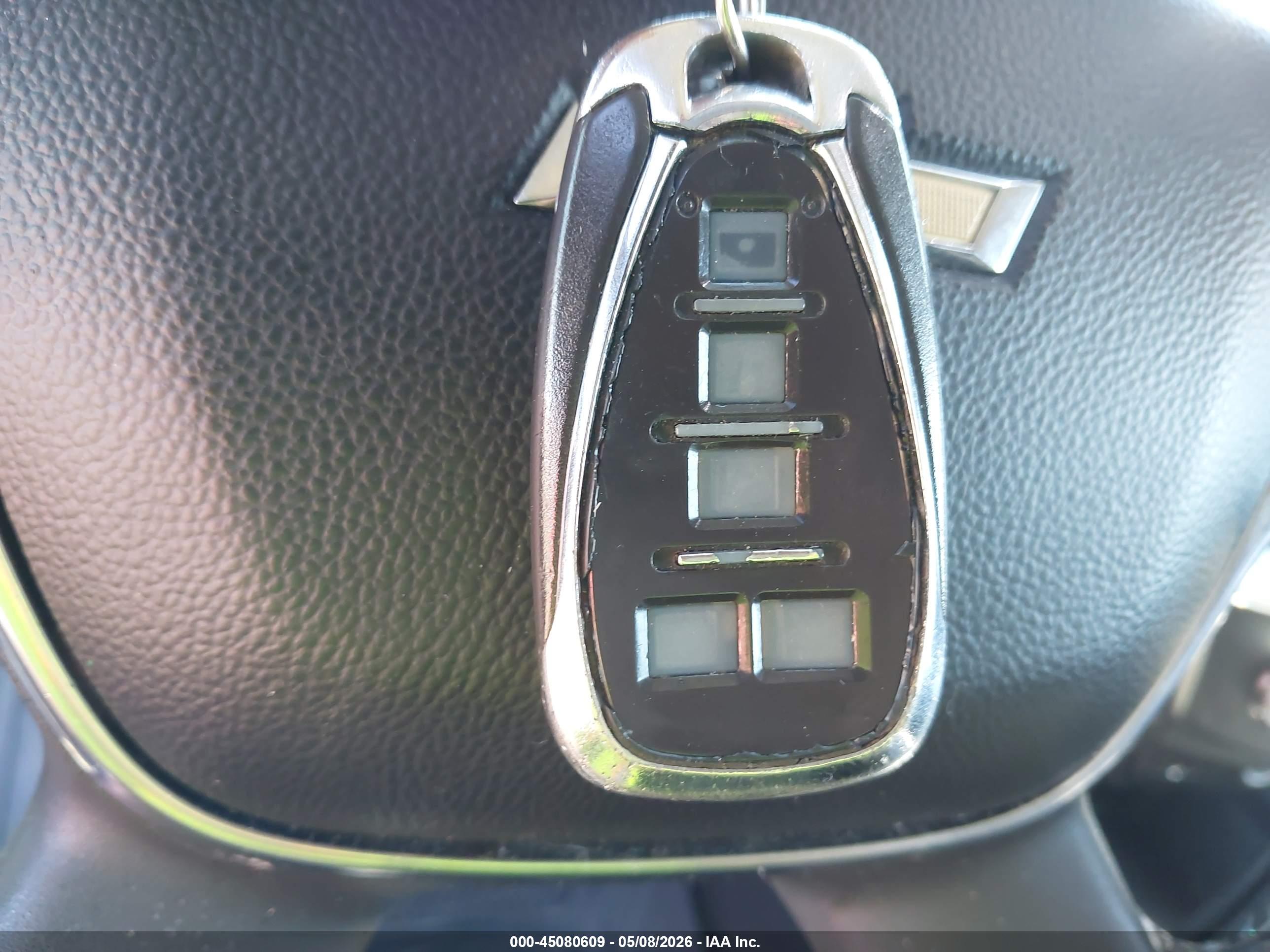 CHEVROLET TRAVERSE image 11
