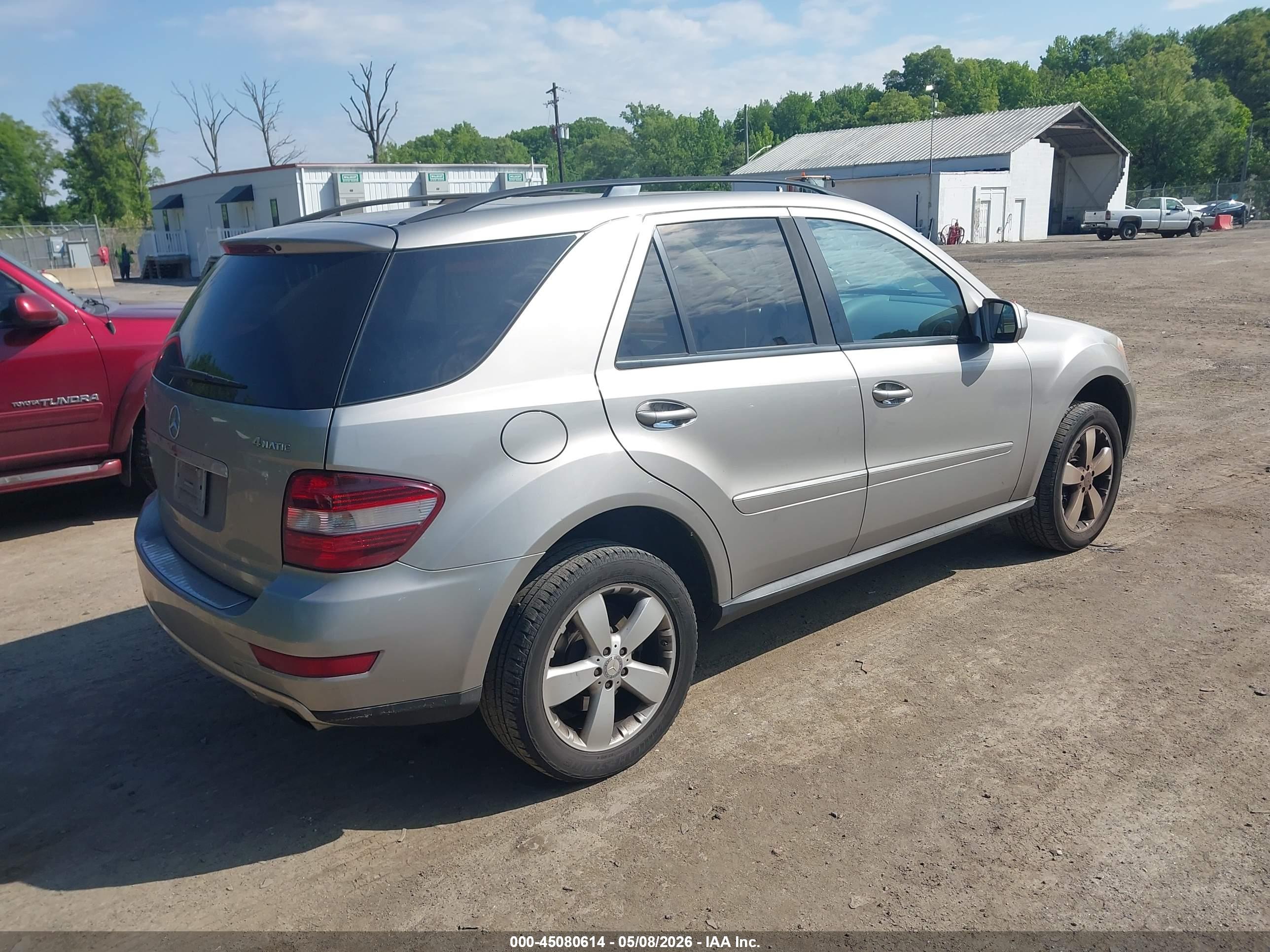 MERCEDES-BENZ ML image 4