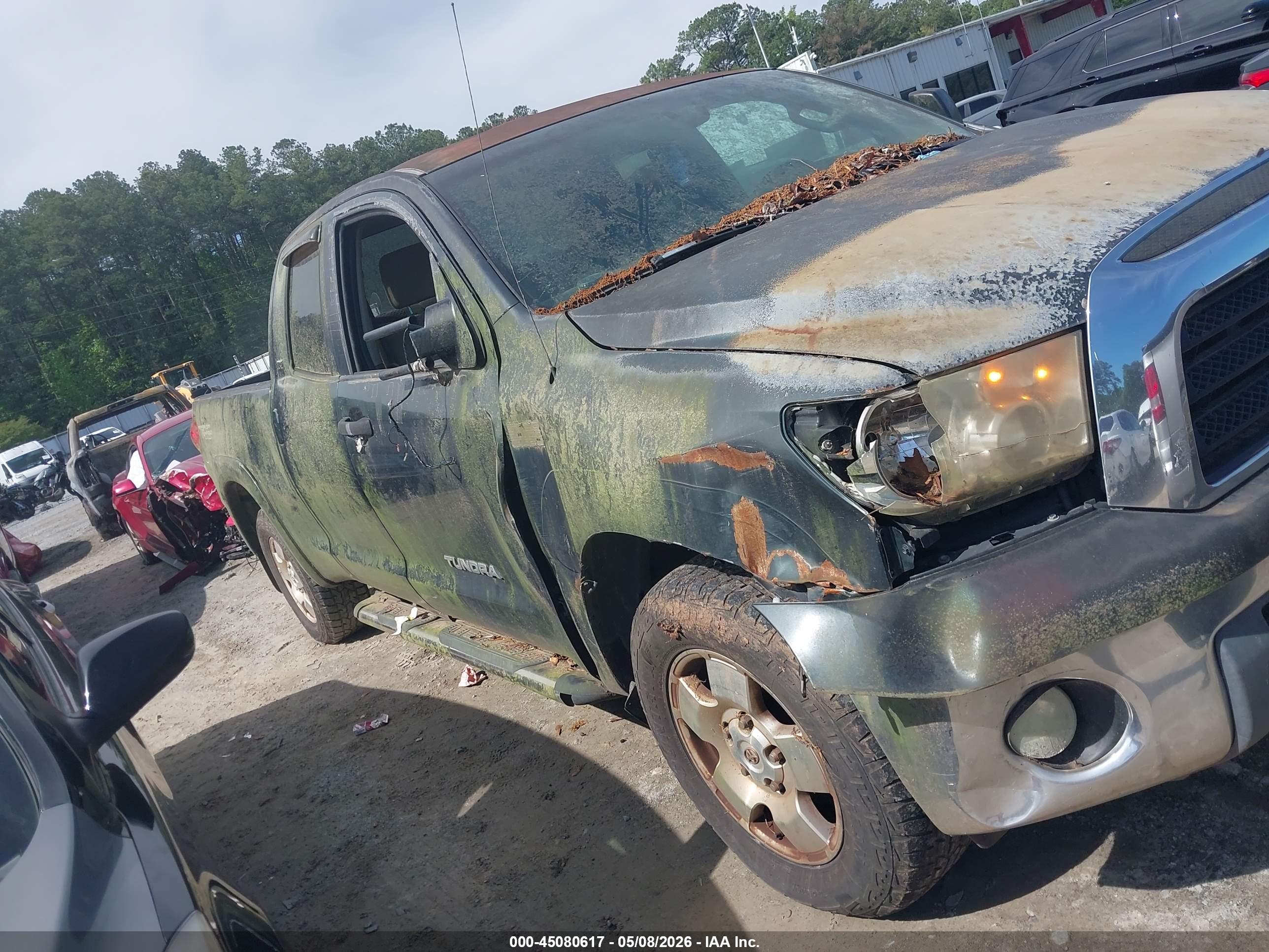 TOYOTA TUNDRA image 6