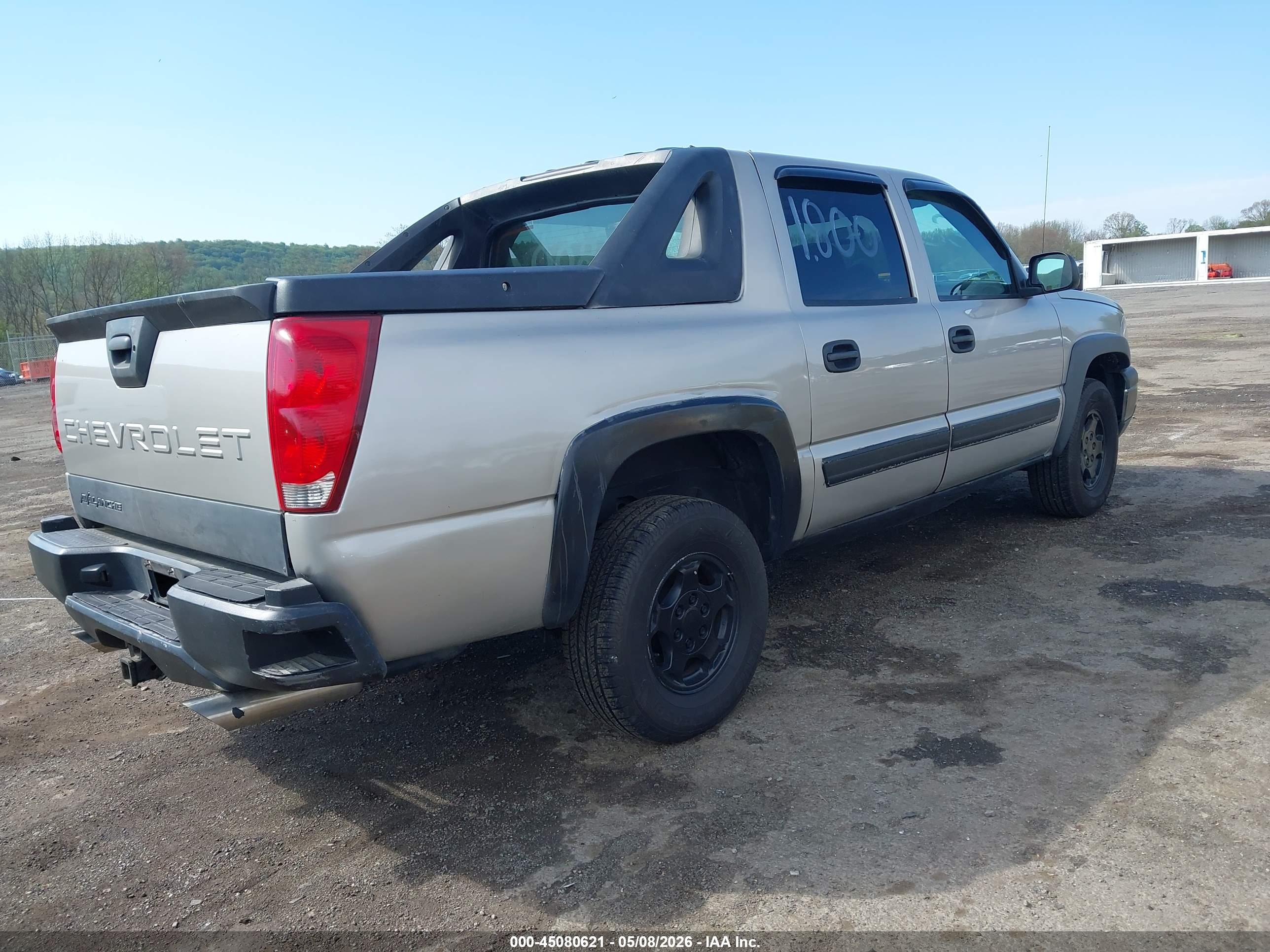 CHEVROLET AVALANCHE image 4
