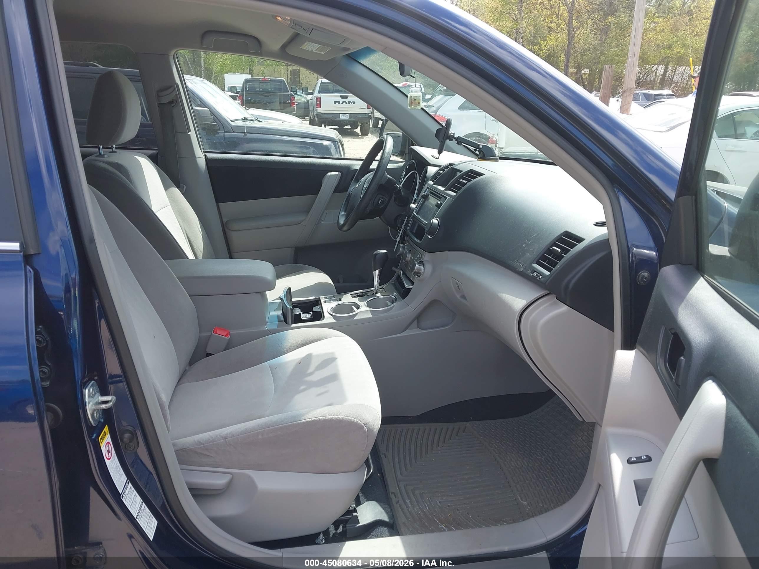 TOYOTA HIGHLANDER image 5