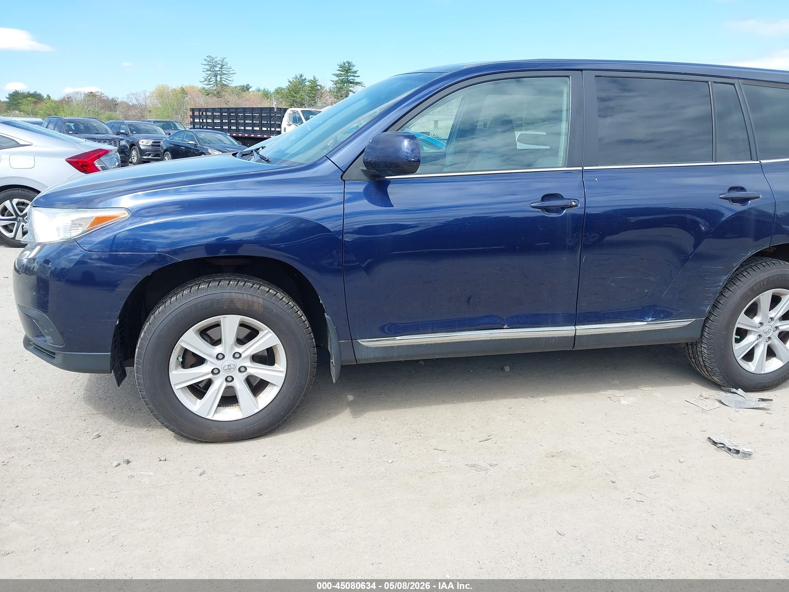 TOYOTA HIGHLANDER image 6