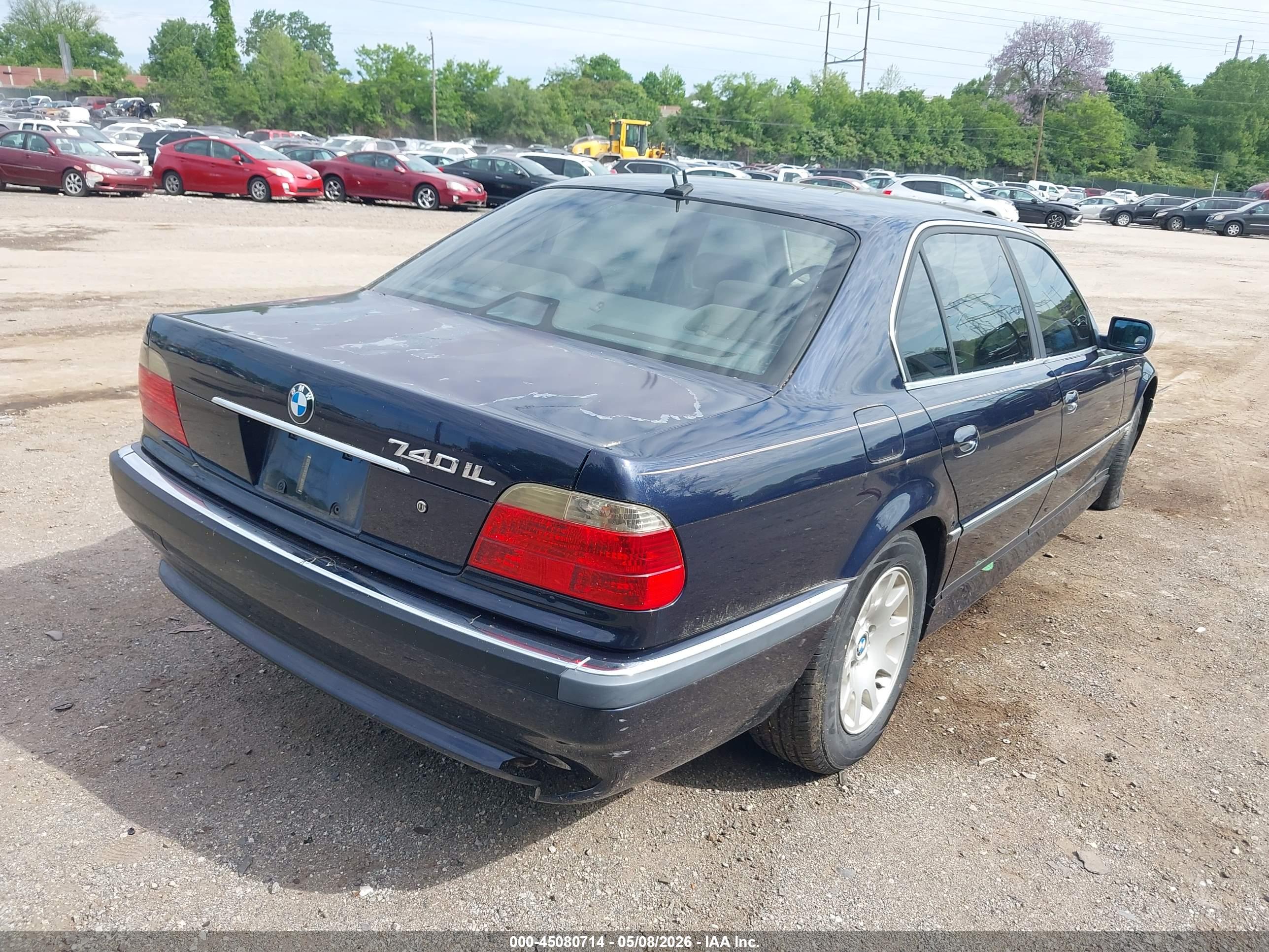 BMW 740IL image 4