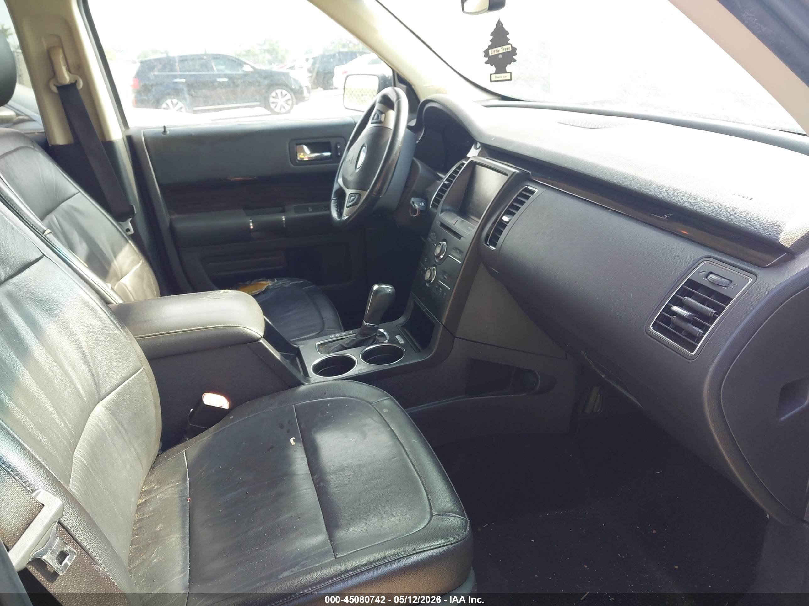 FORD FLEX image 5