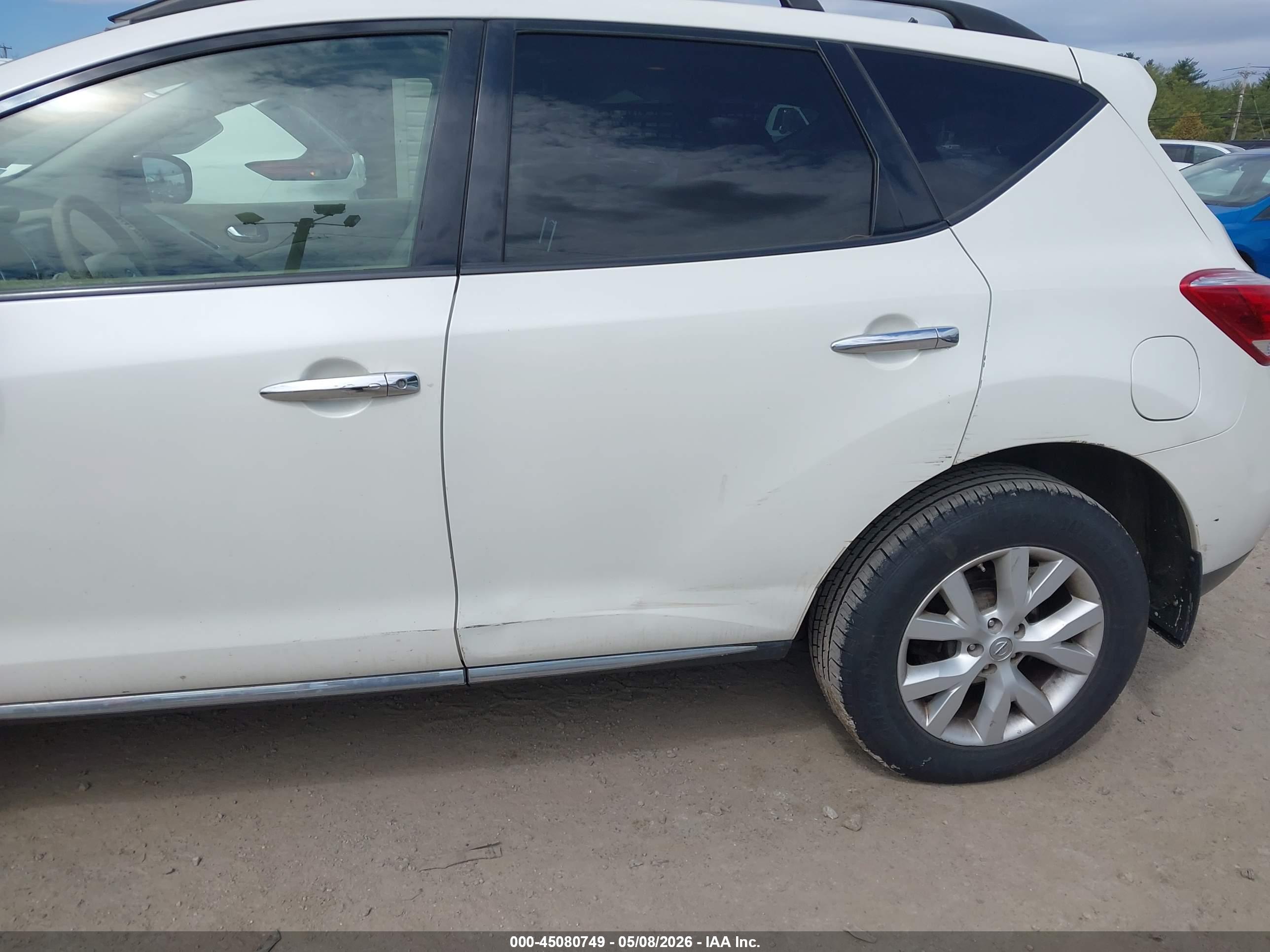 NISSAN MURANO image 6