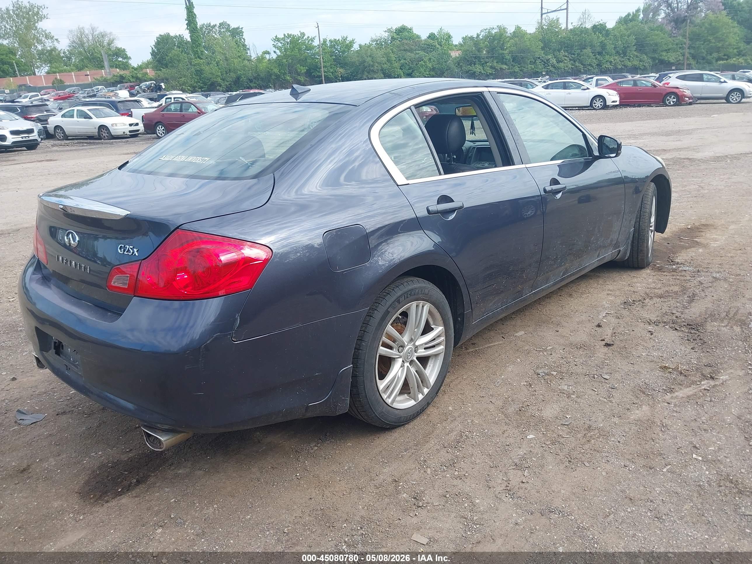 INFINITI G25X image 4