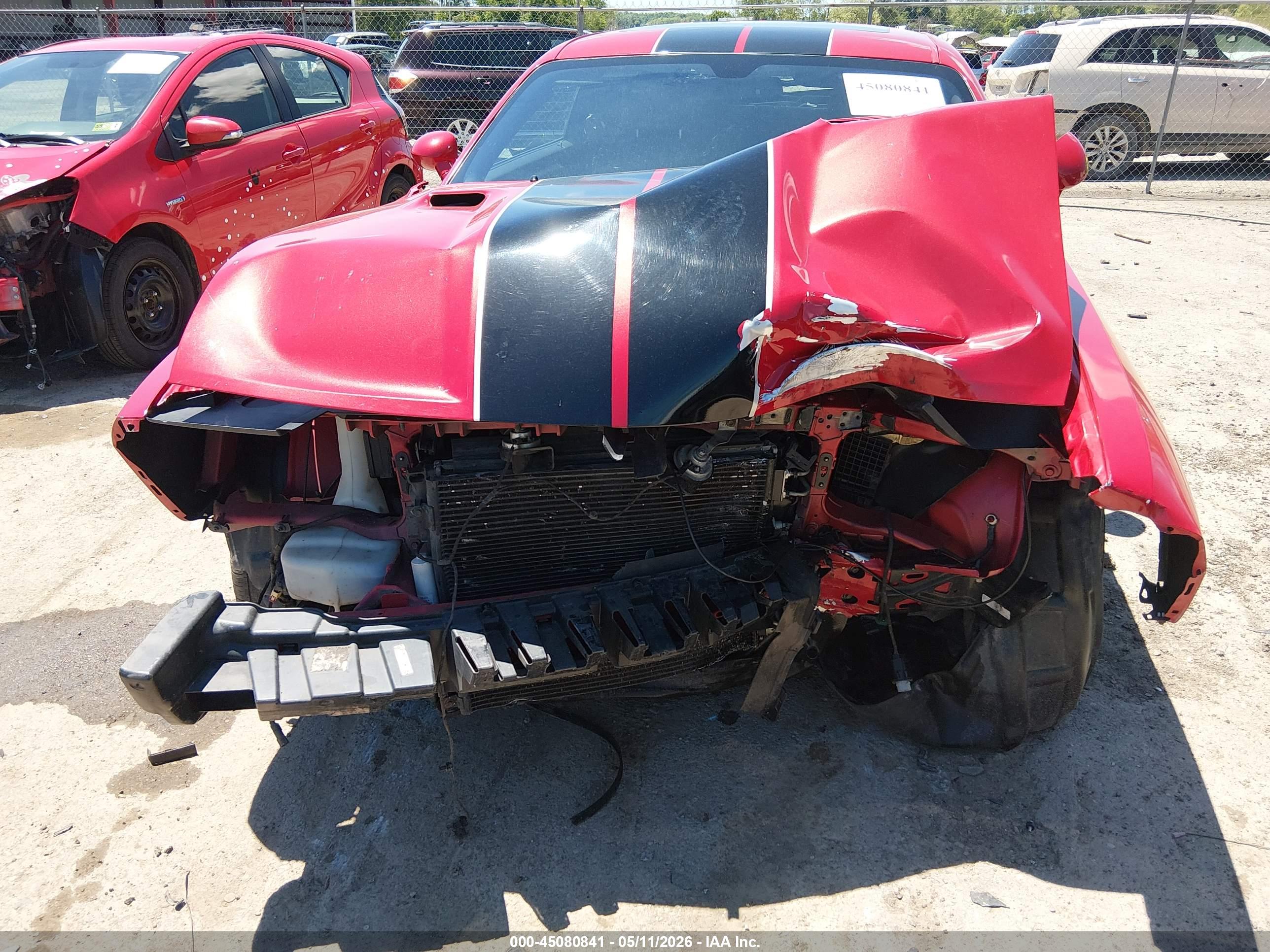 DODGE CHALLENGER image 6