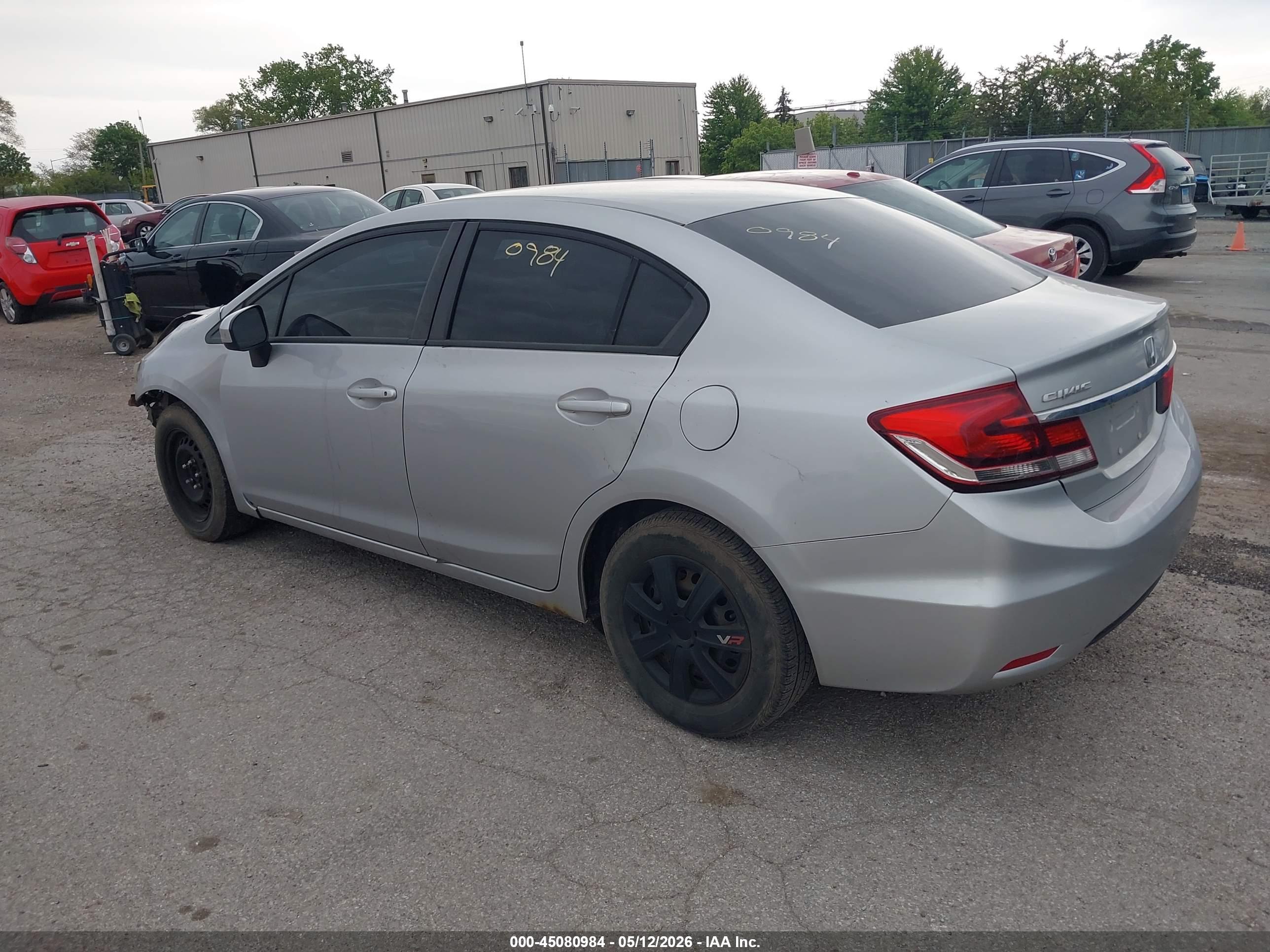 HONDA CIVIC image 3