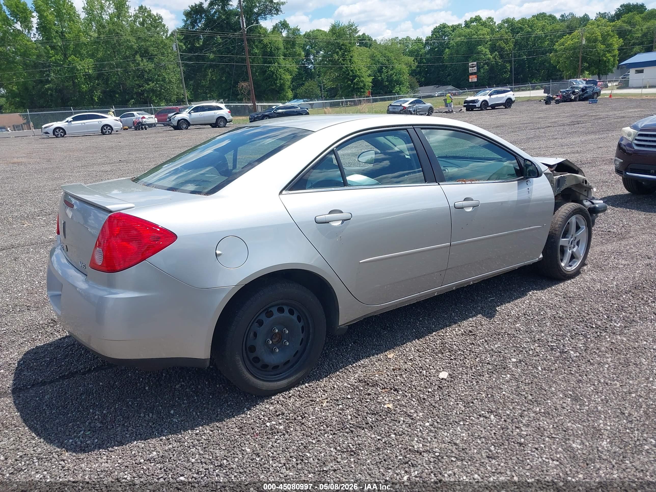 PONTIAC G6 image 4