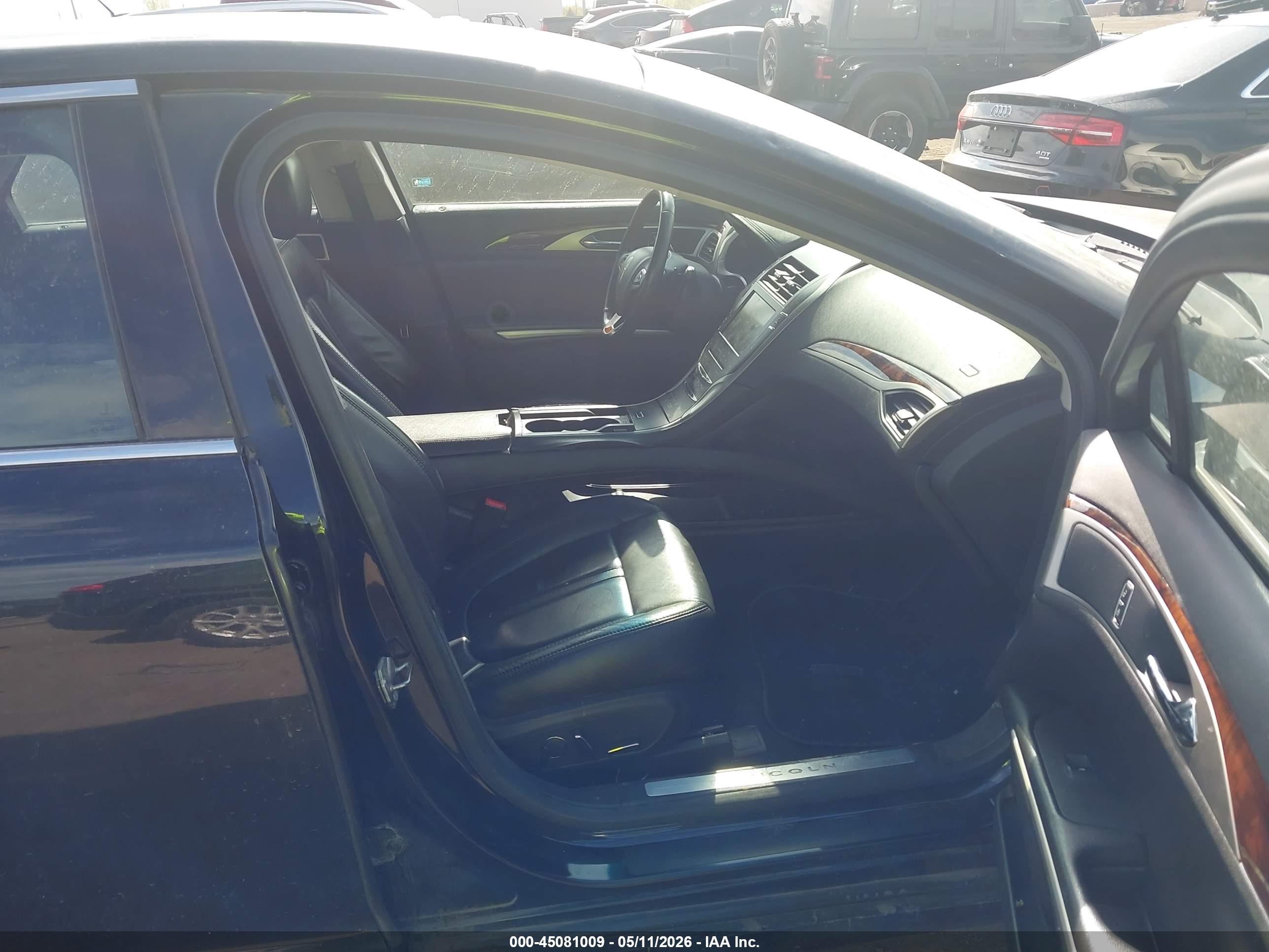 LINCOLN MKZ image 5