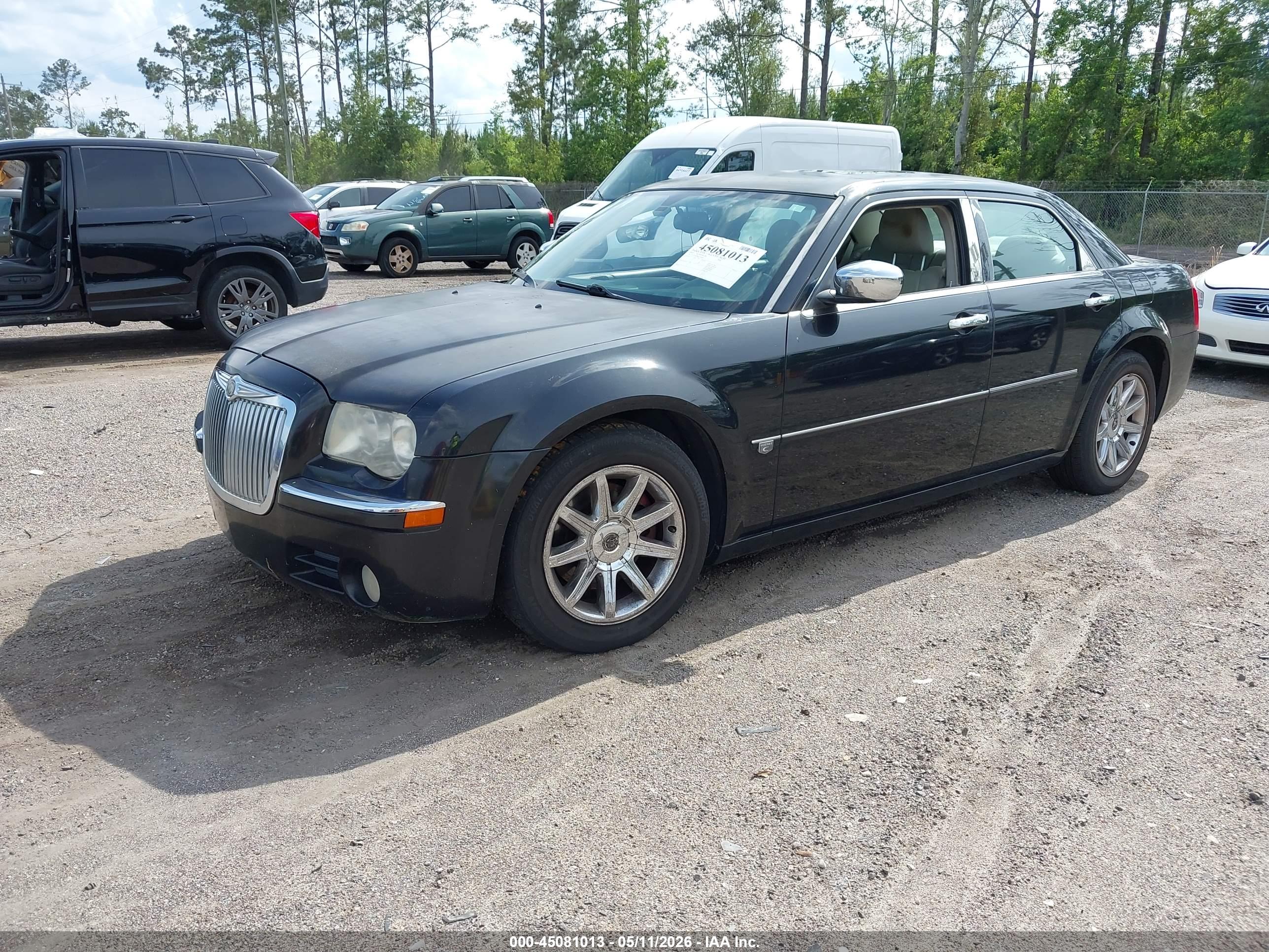 CHRYSLER 300C image 2