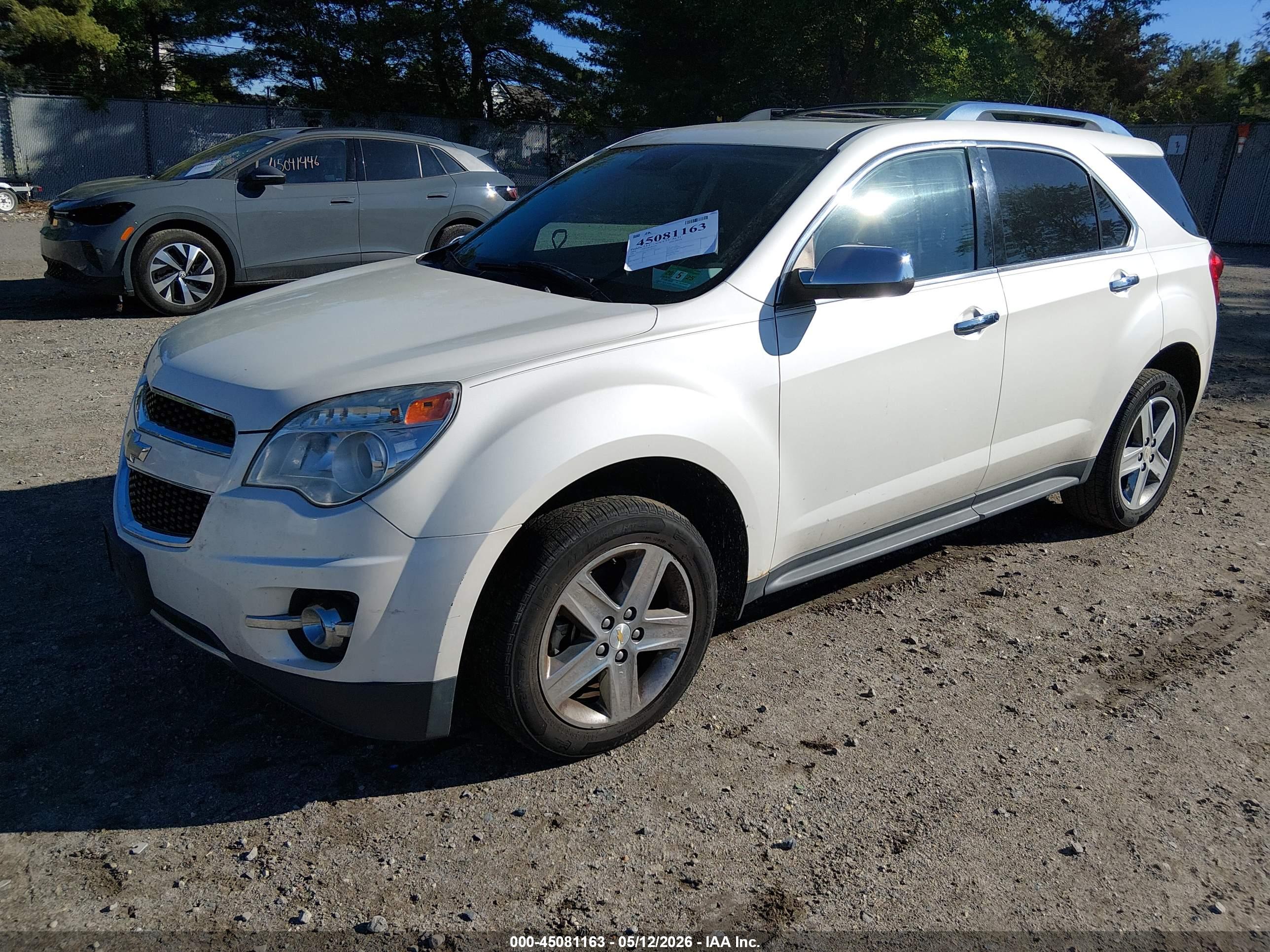 CHEVROLET EQUINOX image 2
