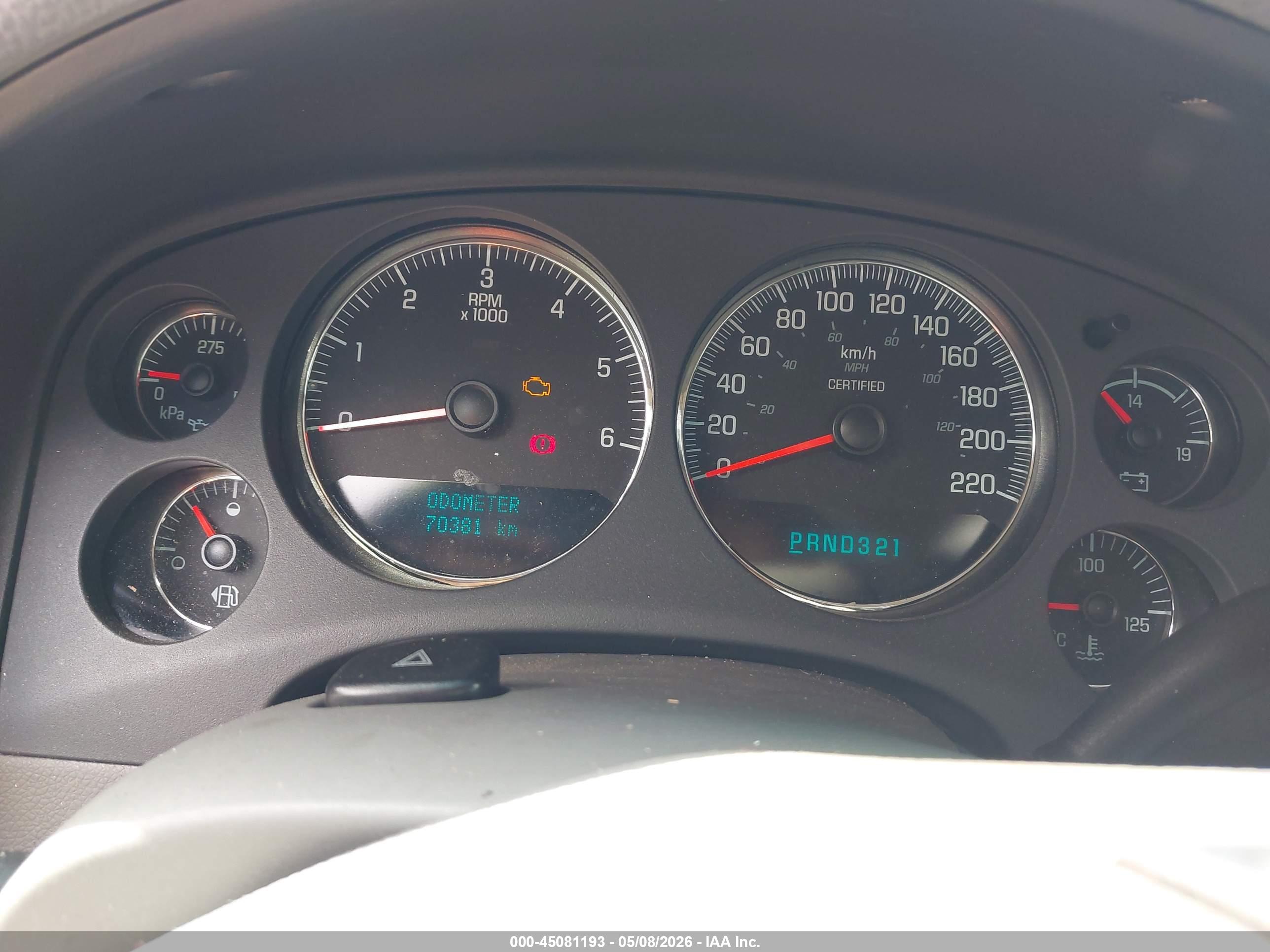 CHEVROLET TAHOE image 7