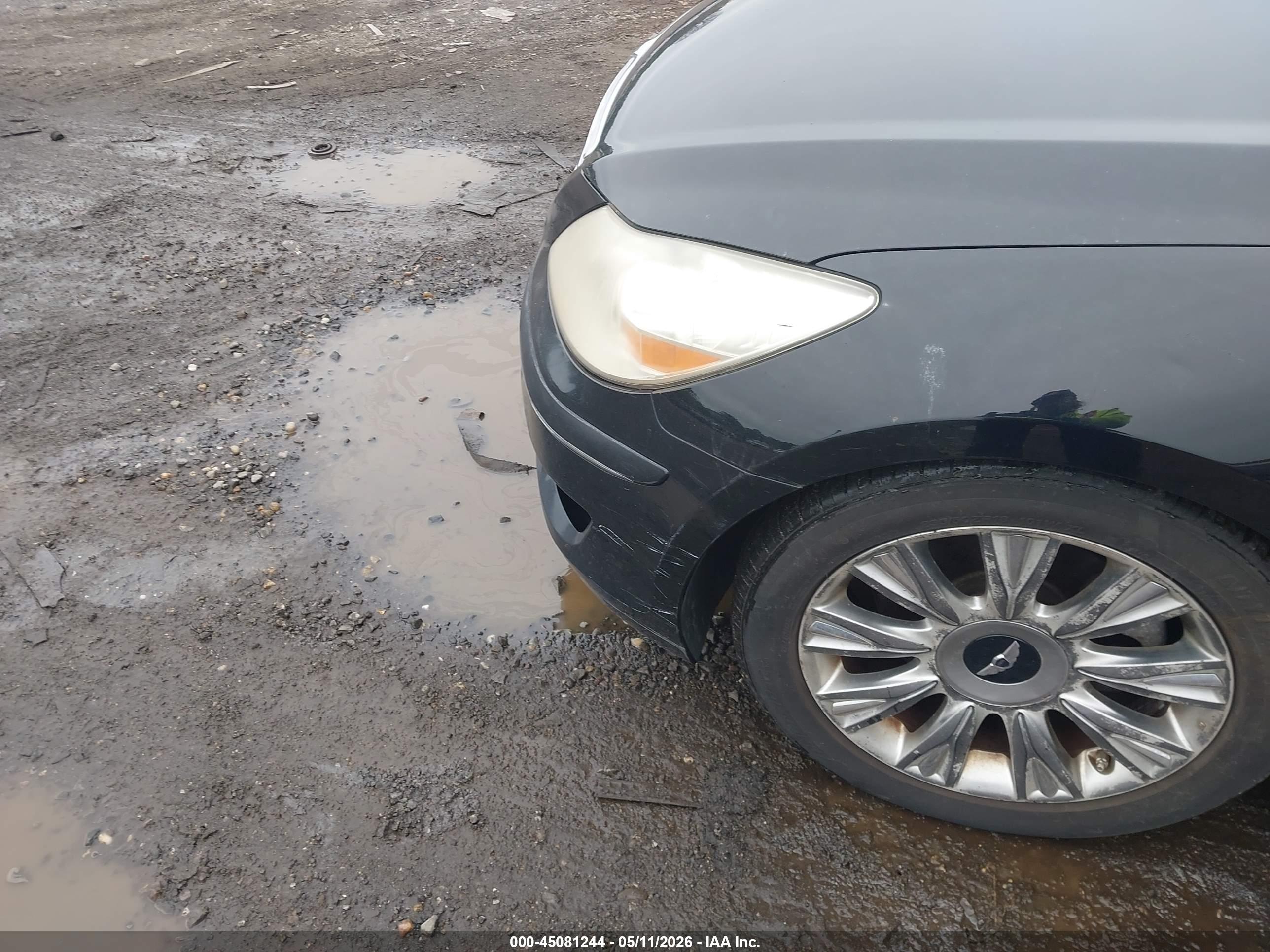HYUNDAI GENESIS image 6