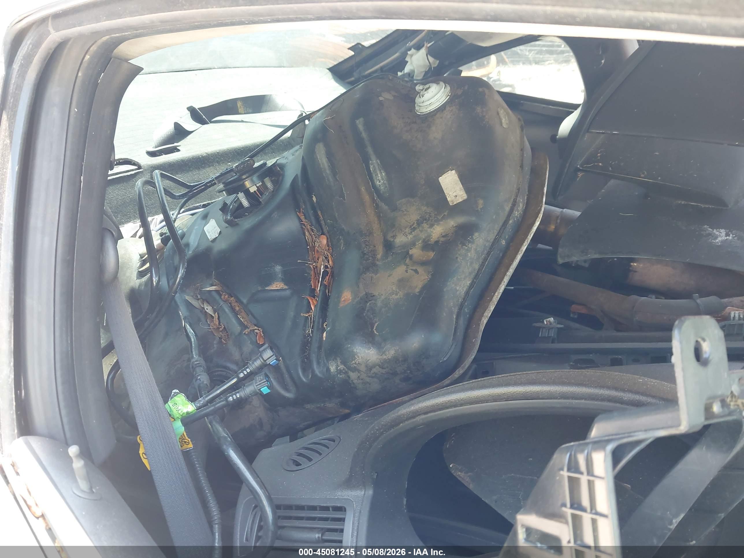 CHEVROLET COBALT image 8