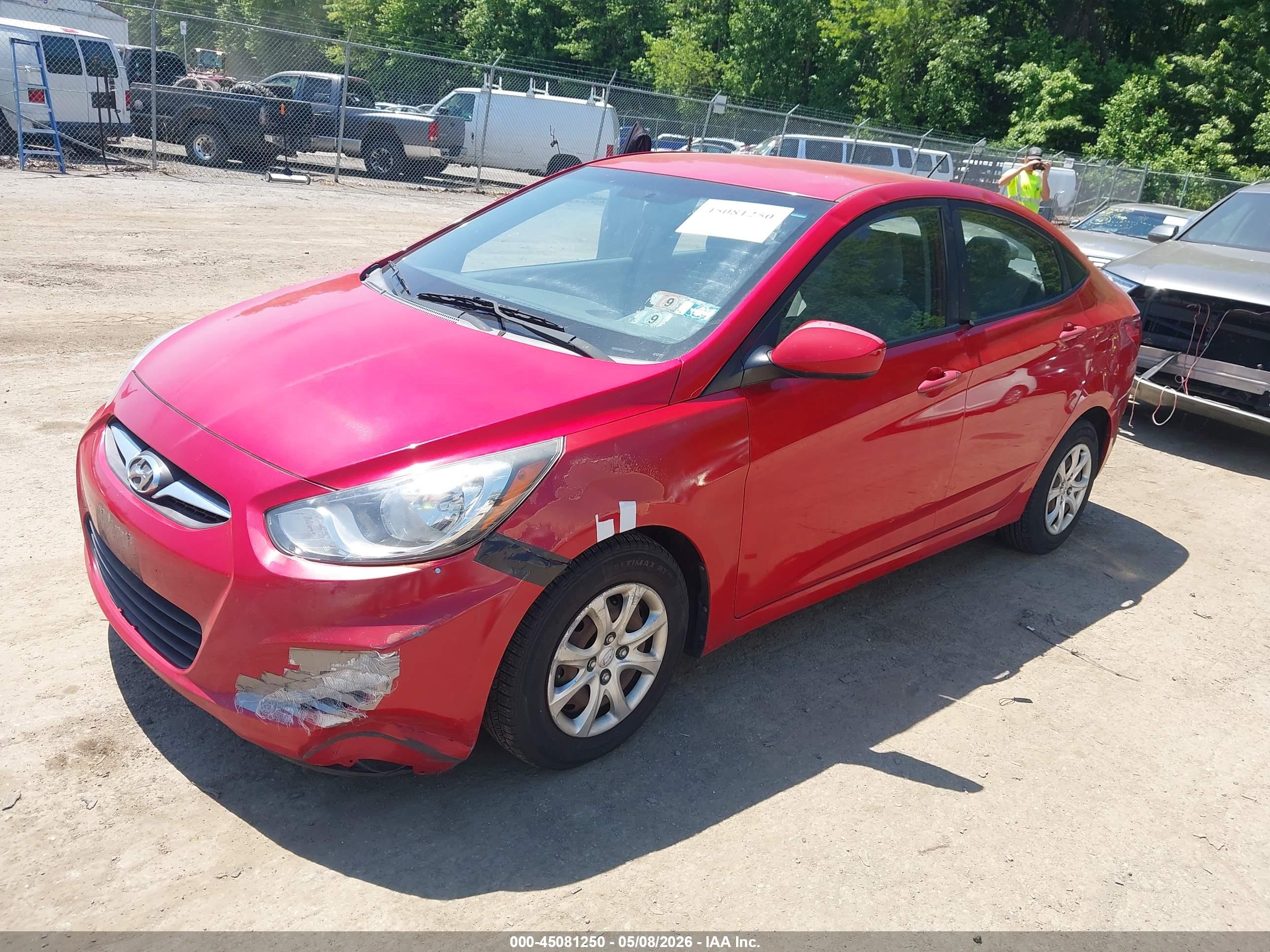 HYUNDAI ACCENT image 2