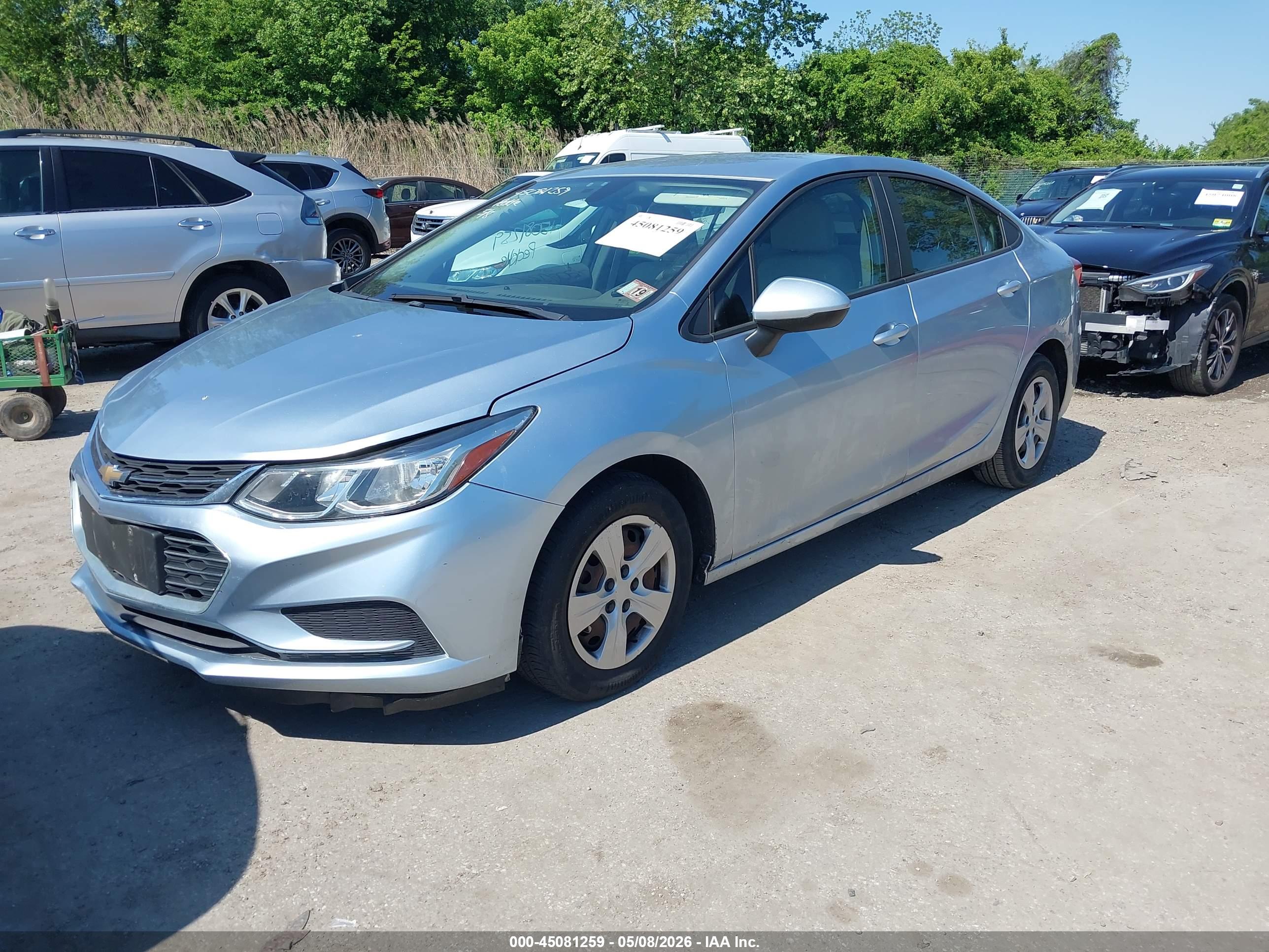 CHEVROLET CRUZE image 2