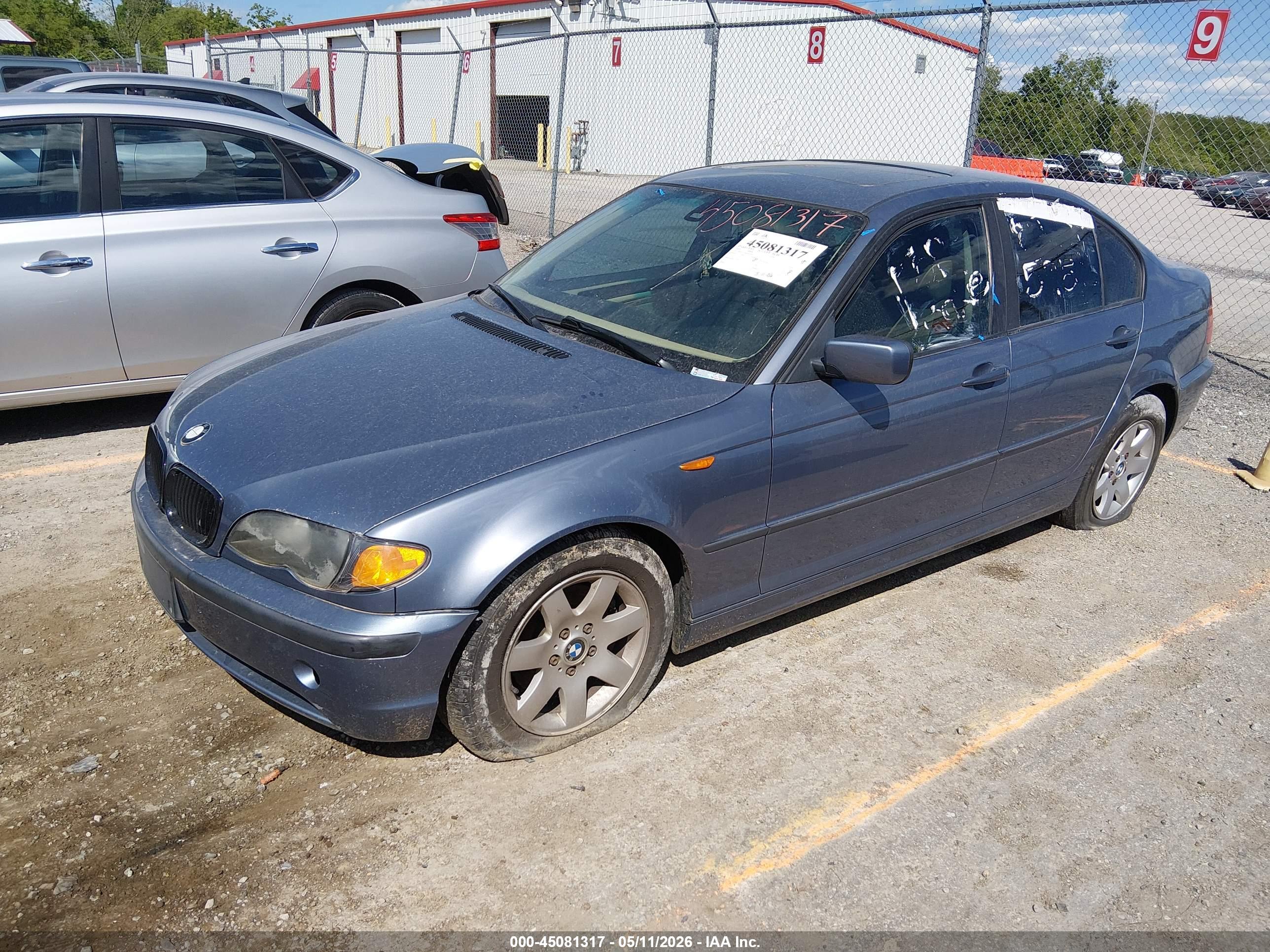BMW 325I image 2