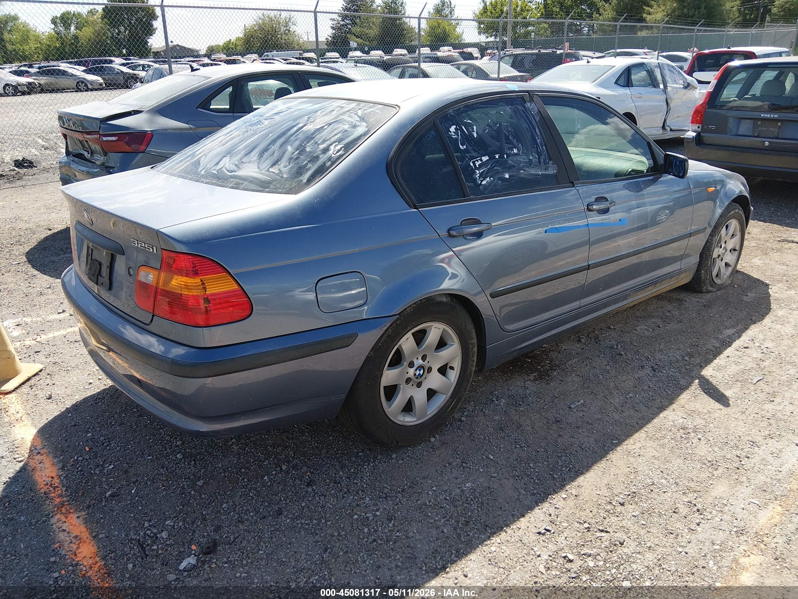 BMW 325I image 4
