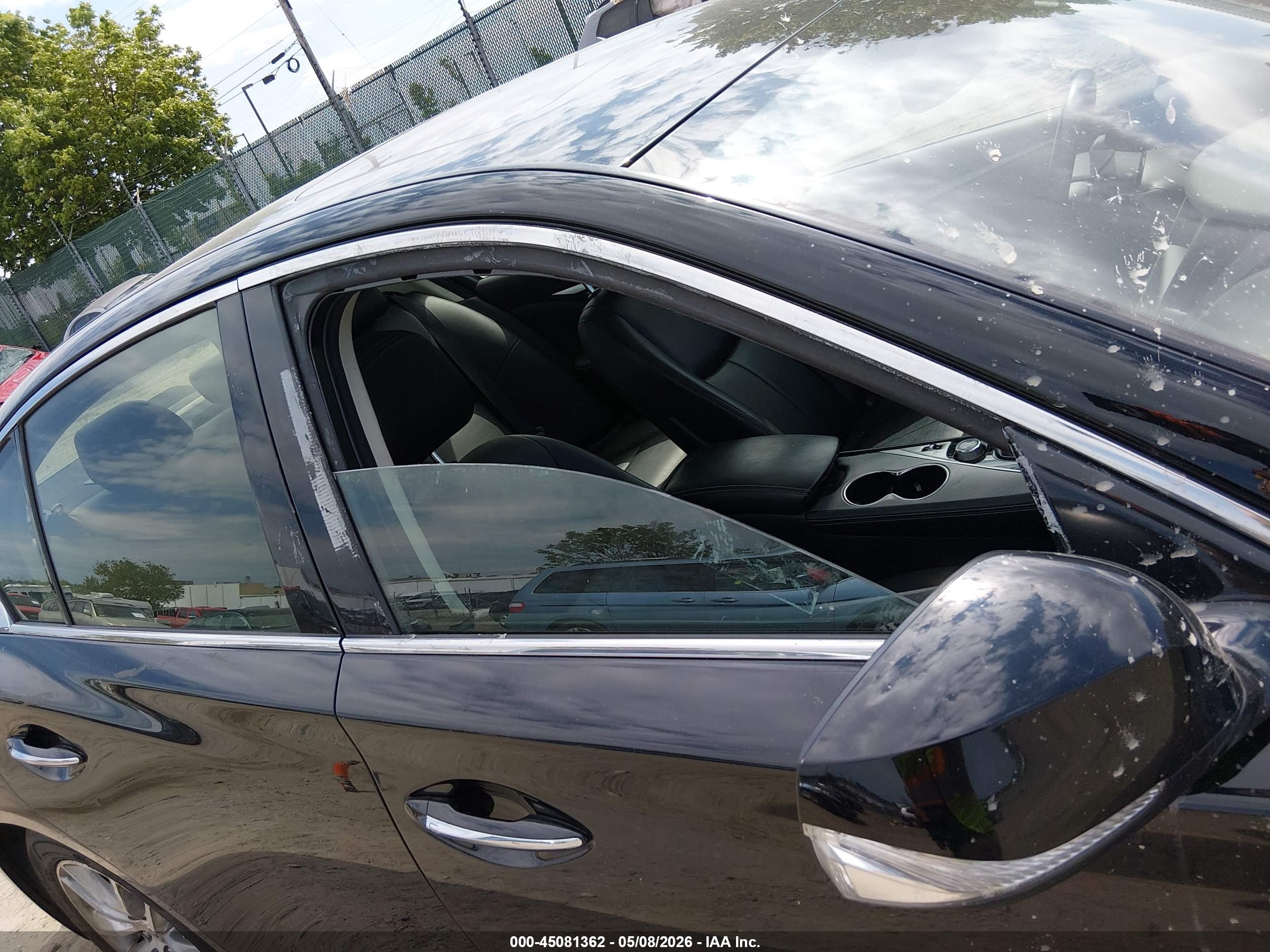 INFINITI Q50 image 6