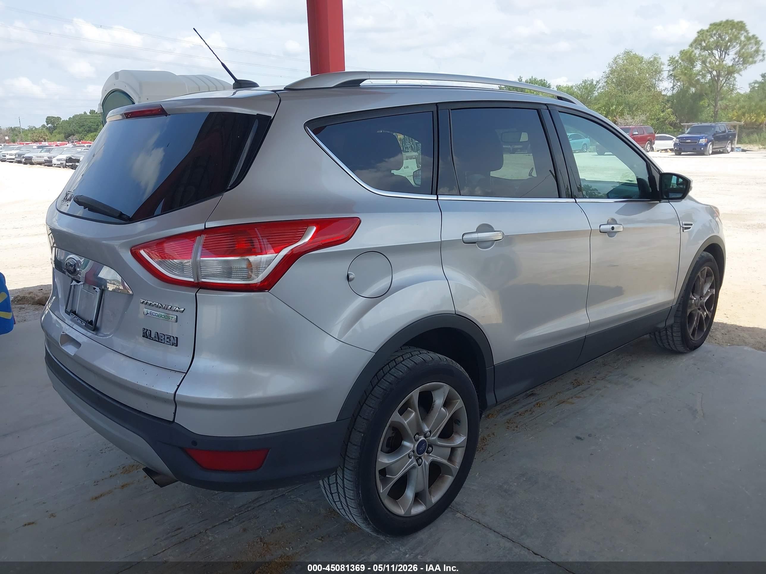 FORD ESCAPE image 4