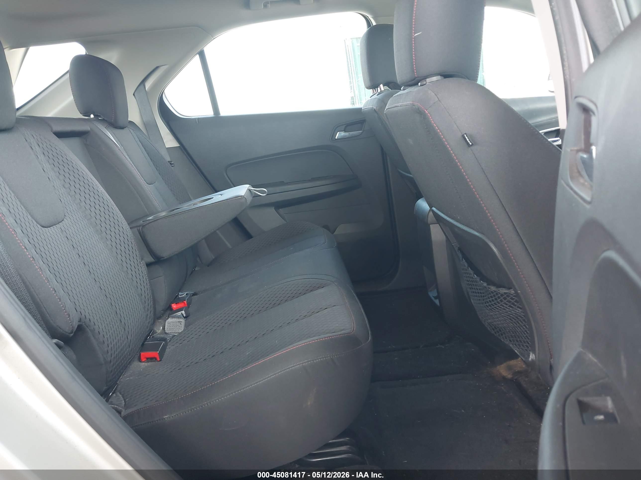 CHEVROLET EQUINOX image 8