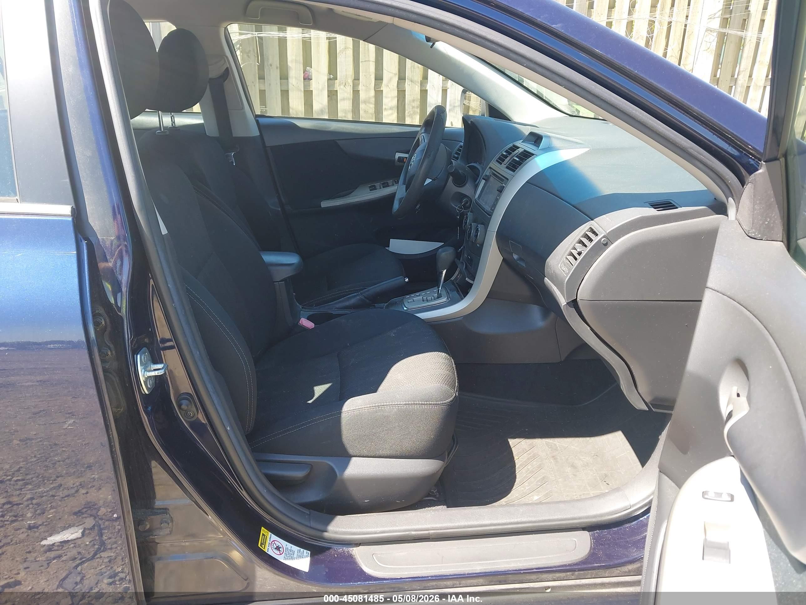TOYOTA COROLLA image 5
